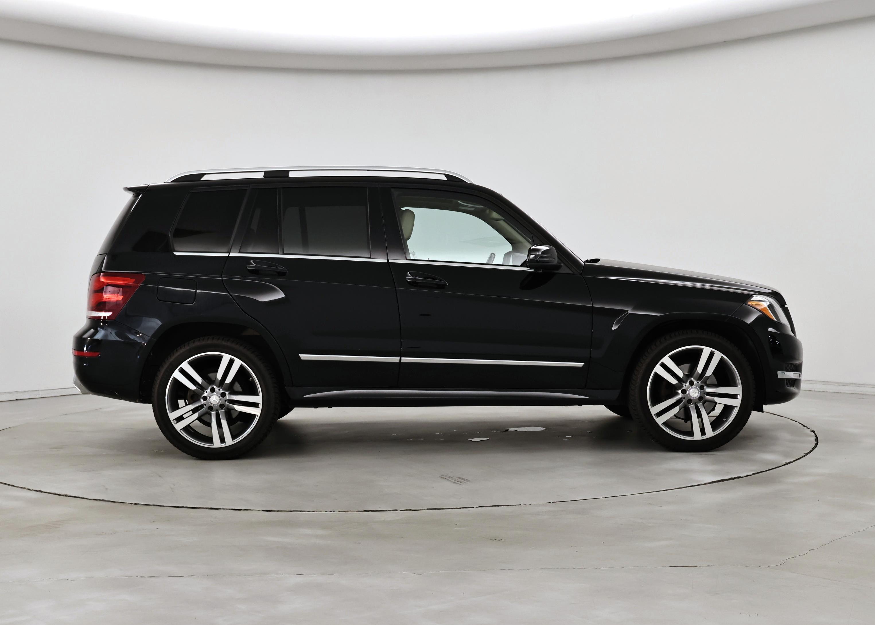 Thumbnail: 2015 Mercedes-Benz GLK - 7
