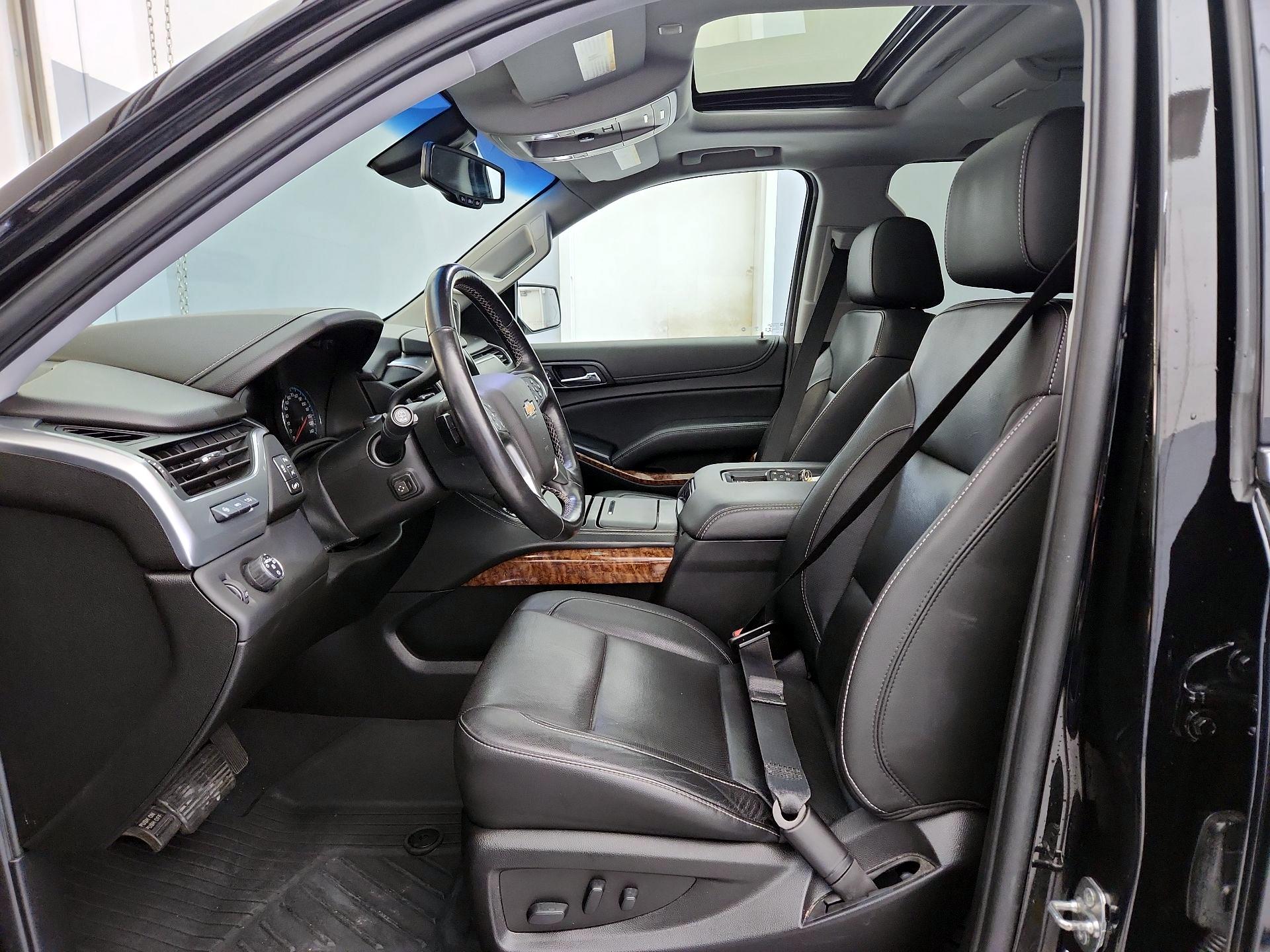 Thumbnail: 2019 Chevrolet Suburban - 11