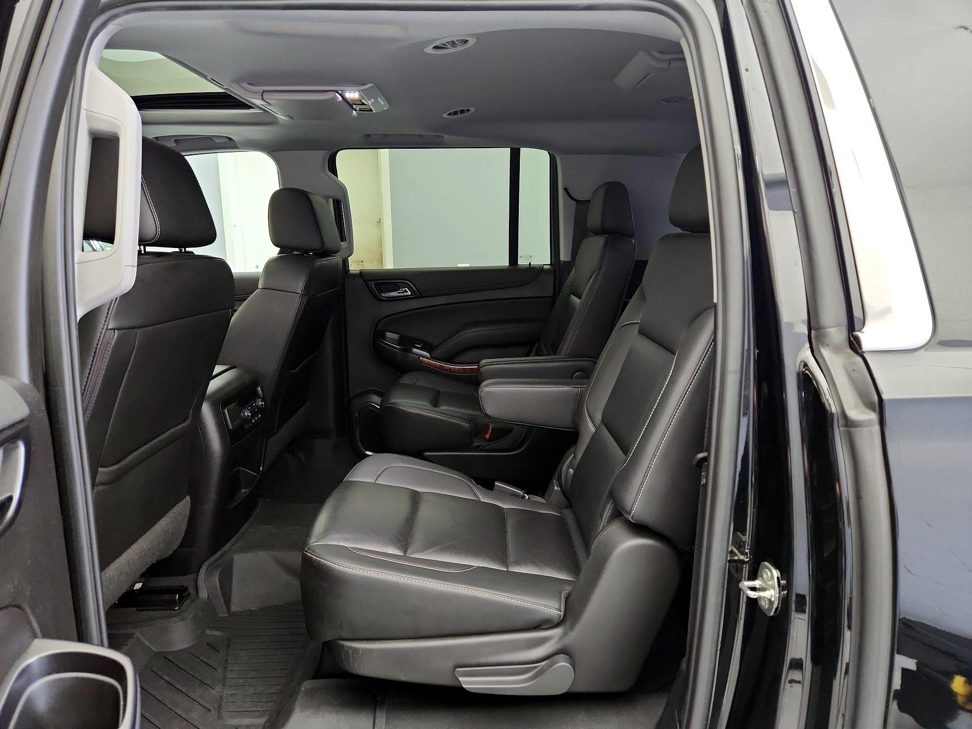 Thumbnail: 2019 Chevrolet Suburban - 20