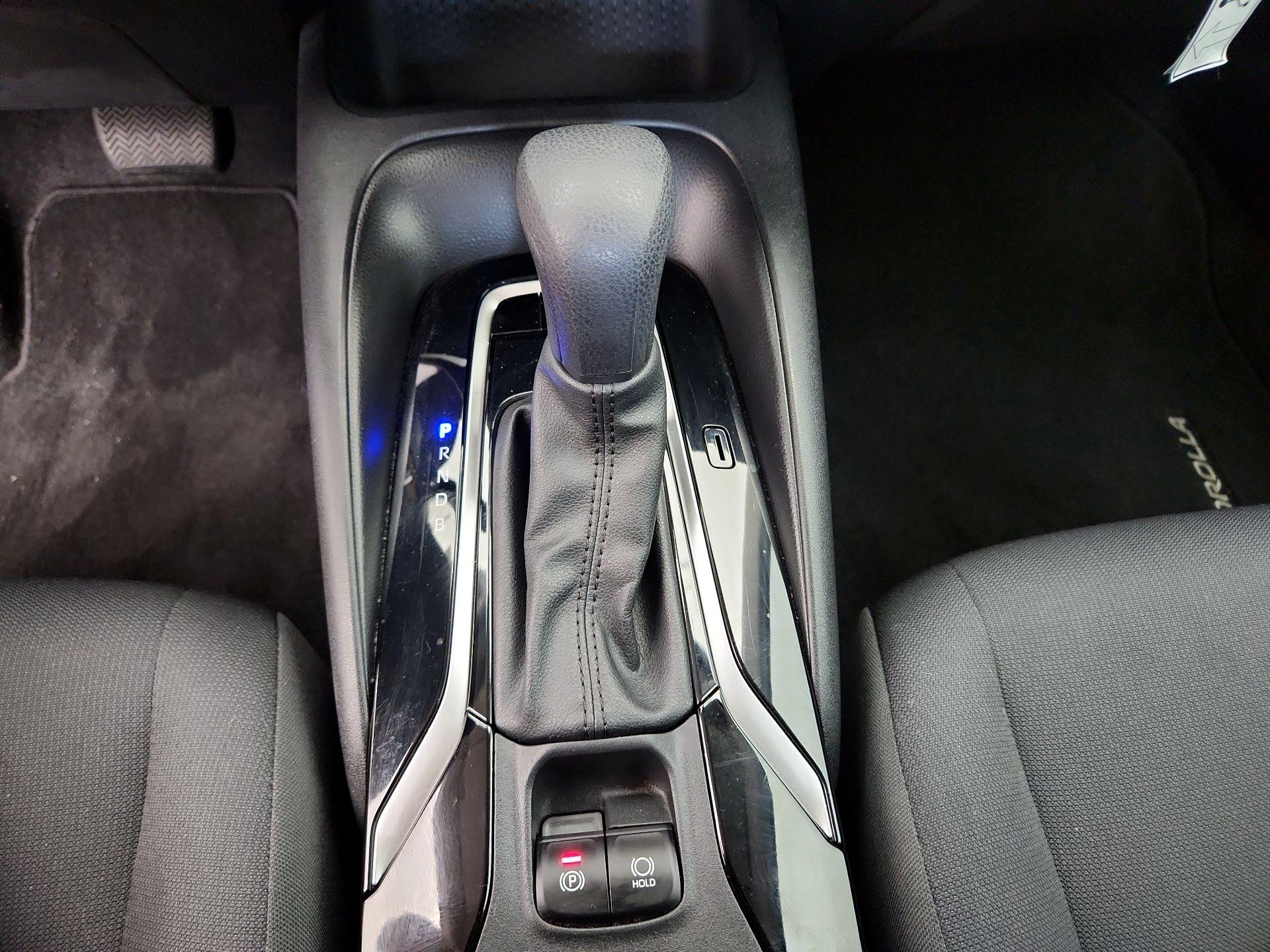 Thumbnail: 2021 Toyota Corolla - 17
