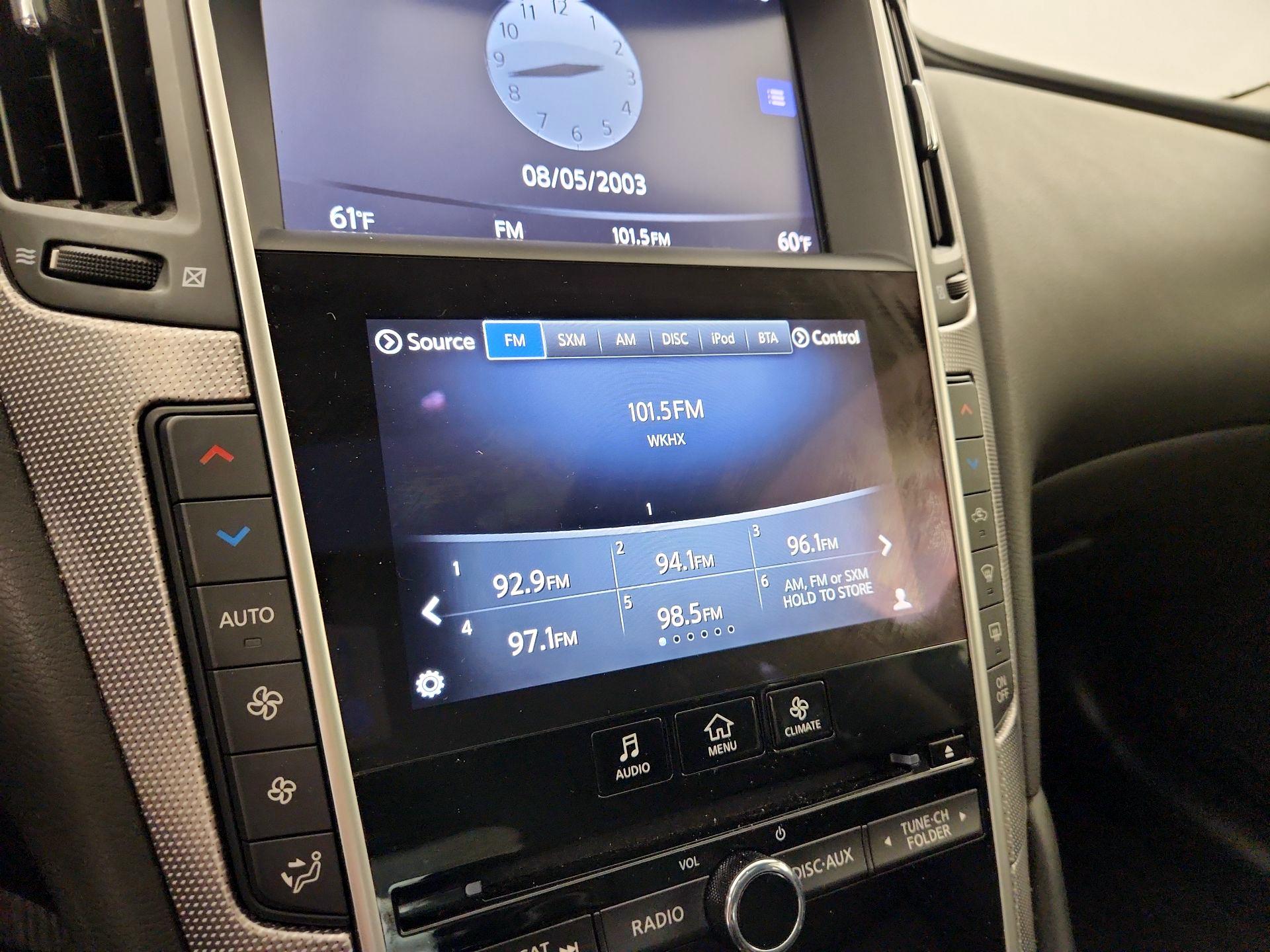 Thumbnail: 2015 INFINITI Q50 - 15