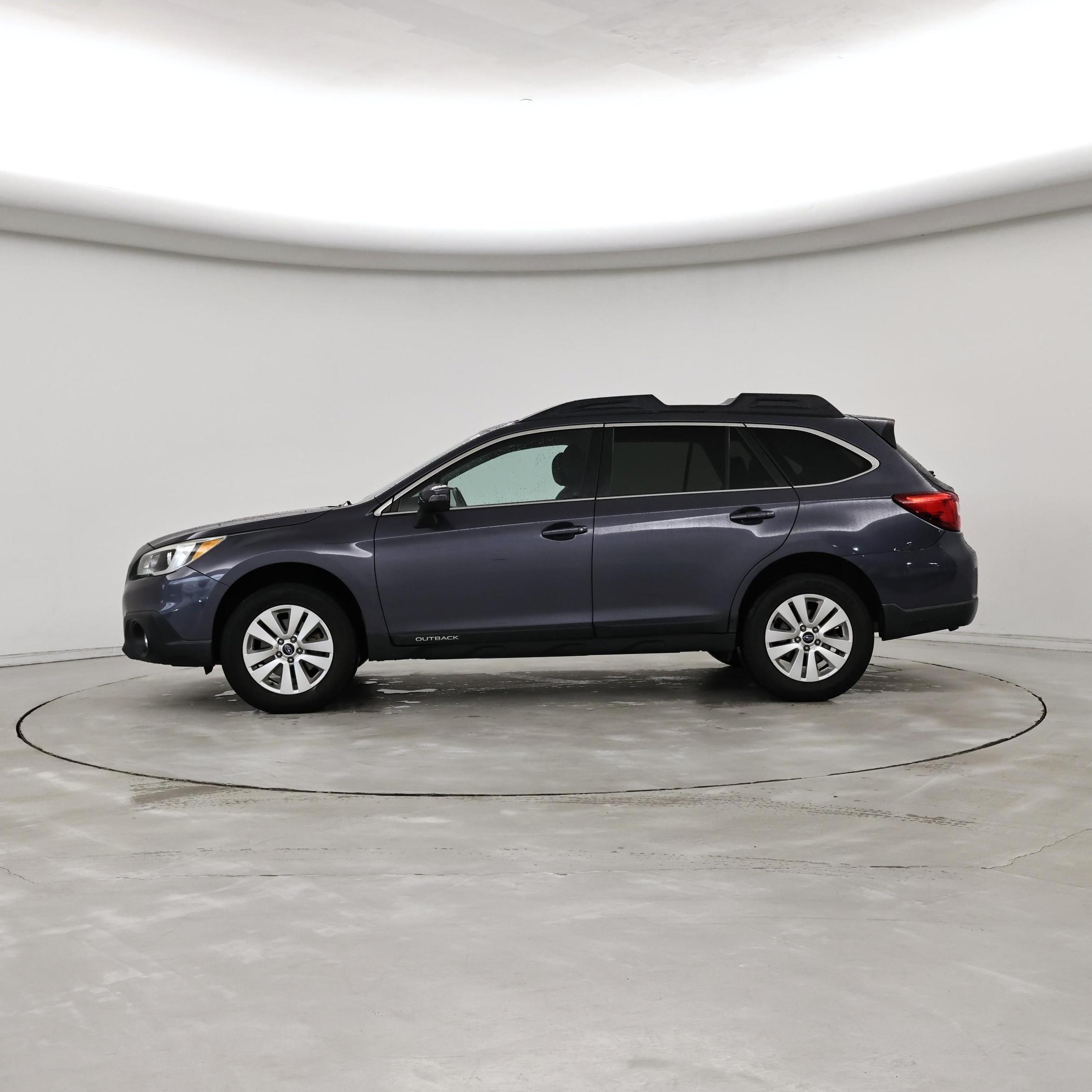 Thumbnail: 2016 Subaru Outback - 3