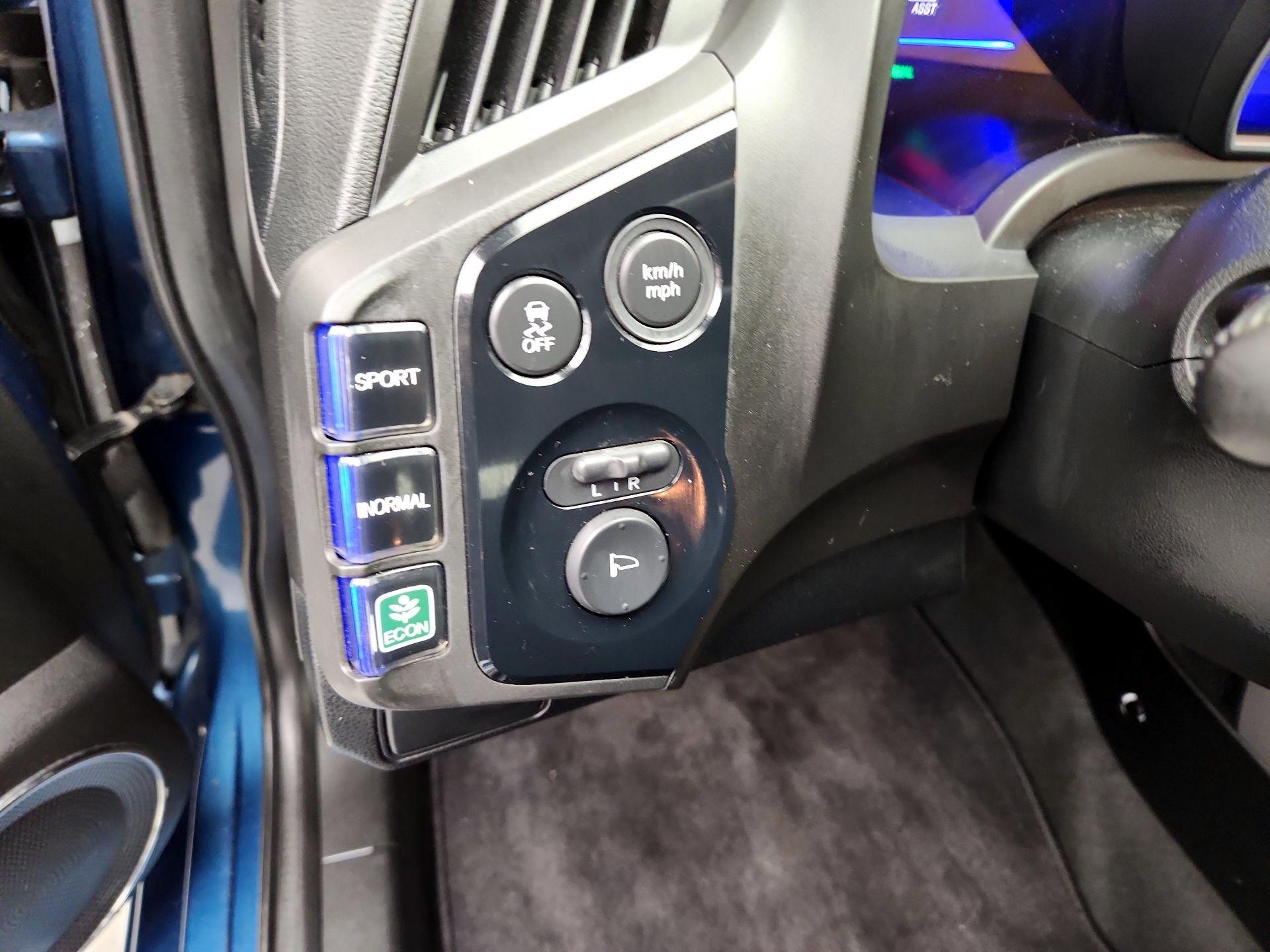 Thumbnail: 2013 Honda CR-Z - 13