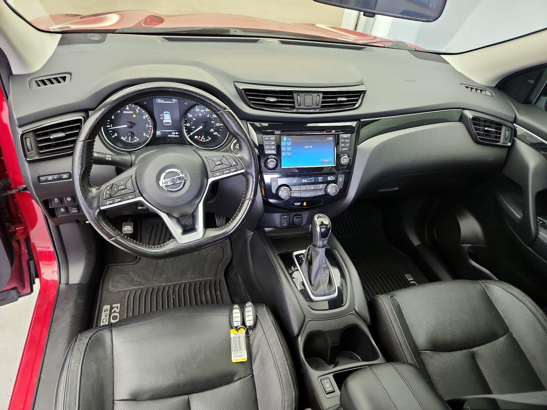Thumbnail: 2018 Nissan Rogue Sport - 9