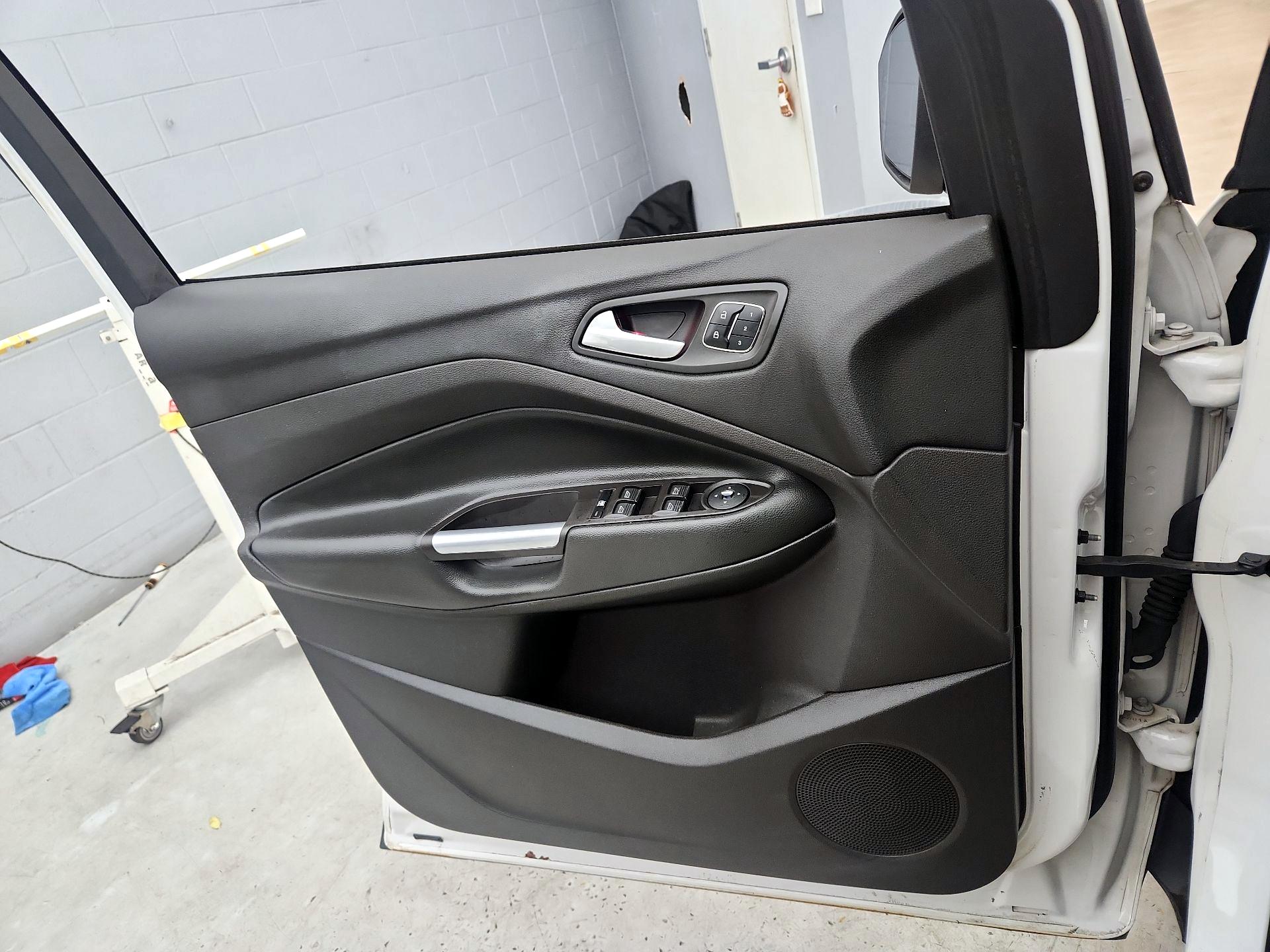 Thumbnail: 2014 Ford Escape - 12