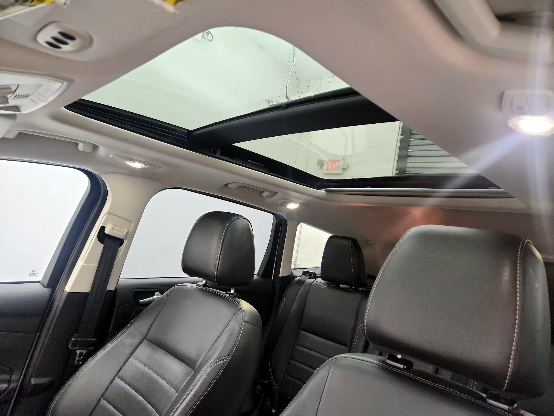 Thumbnail: 2014 Ford Escape - 19