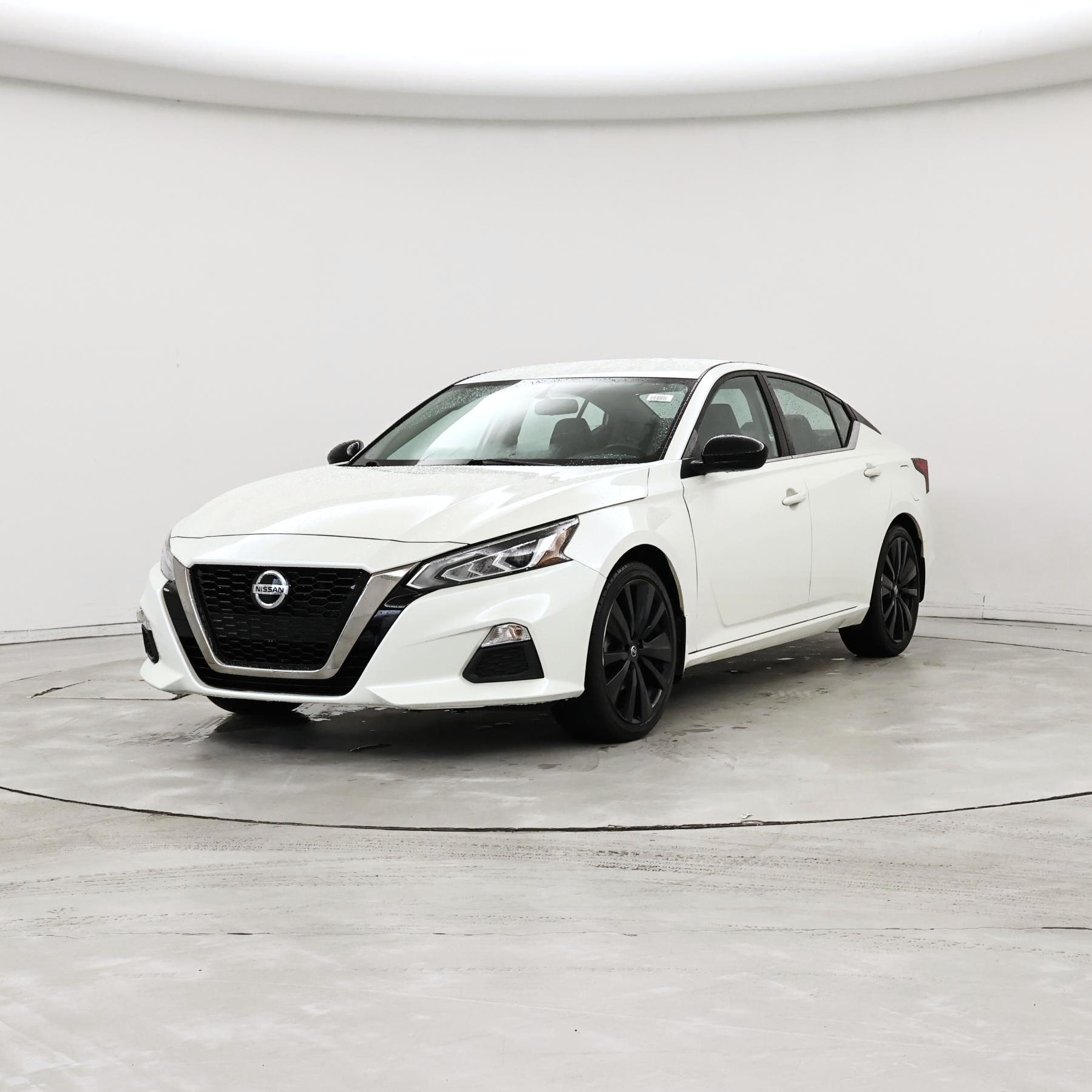 Thumbnail: 2019 Nissan Altima - 4
