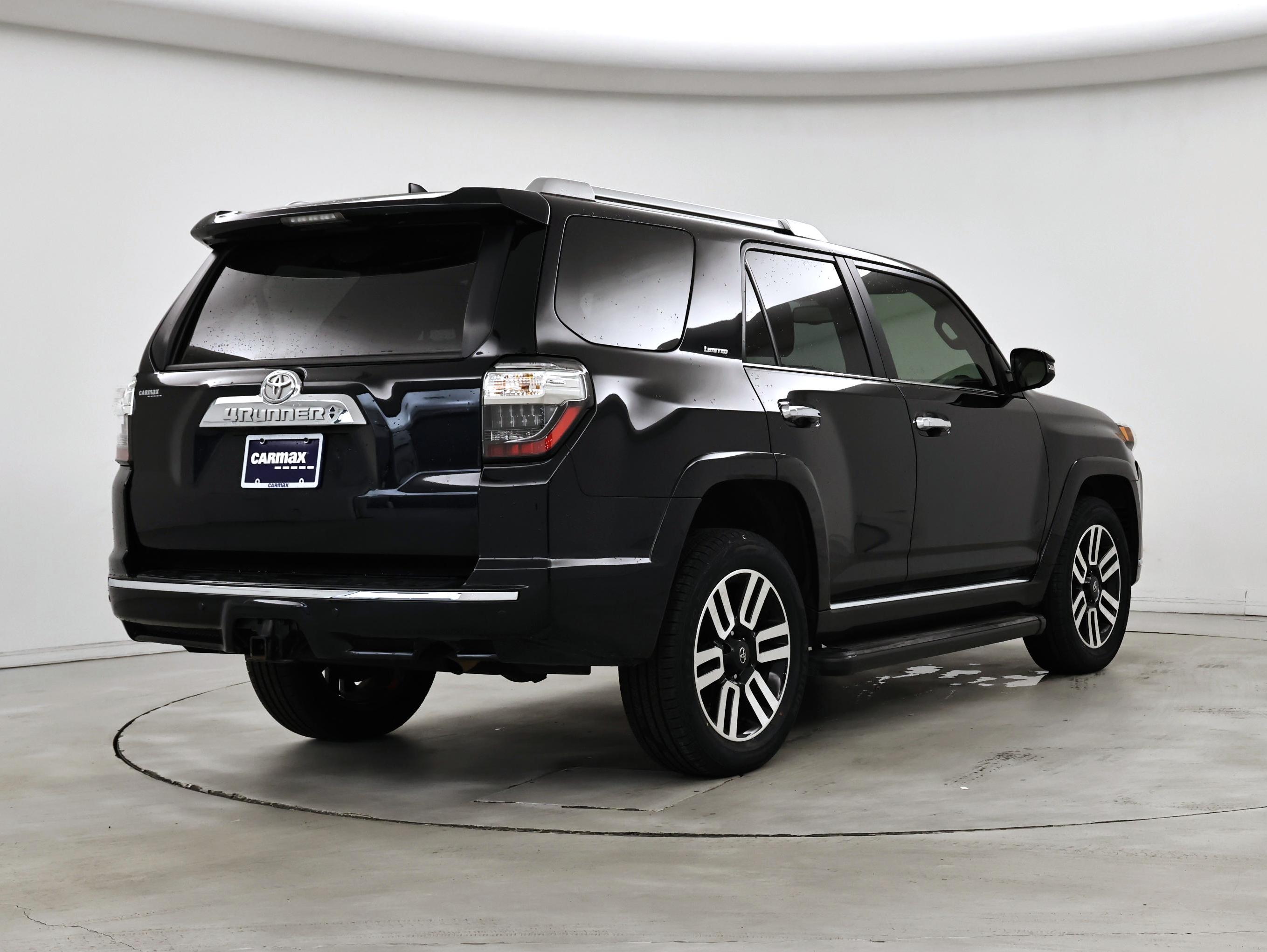 Thumbnail: 2023 Toyota 4Runner - 8