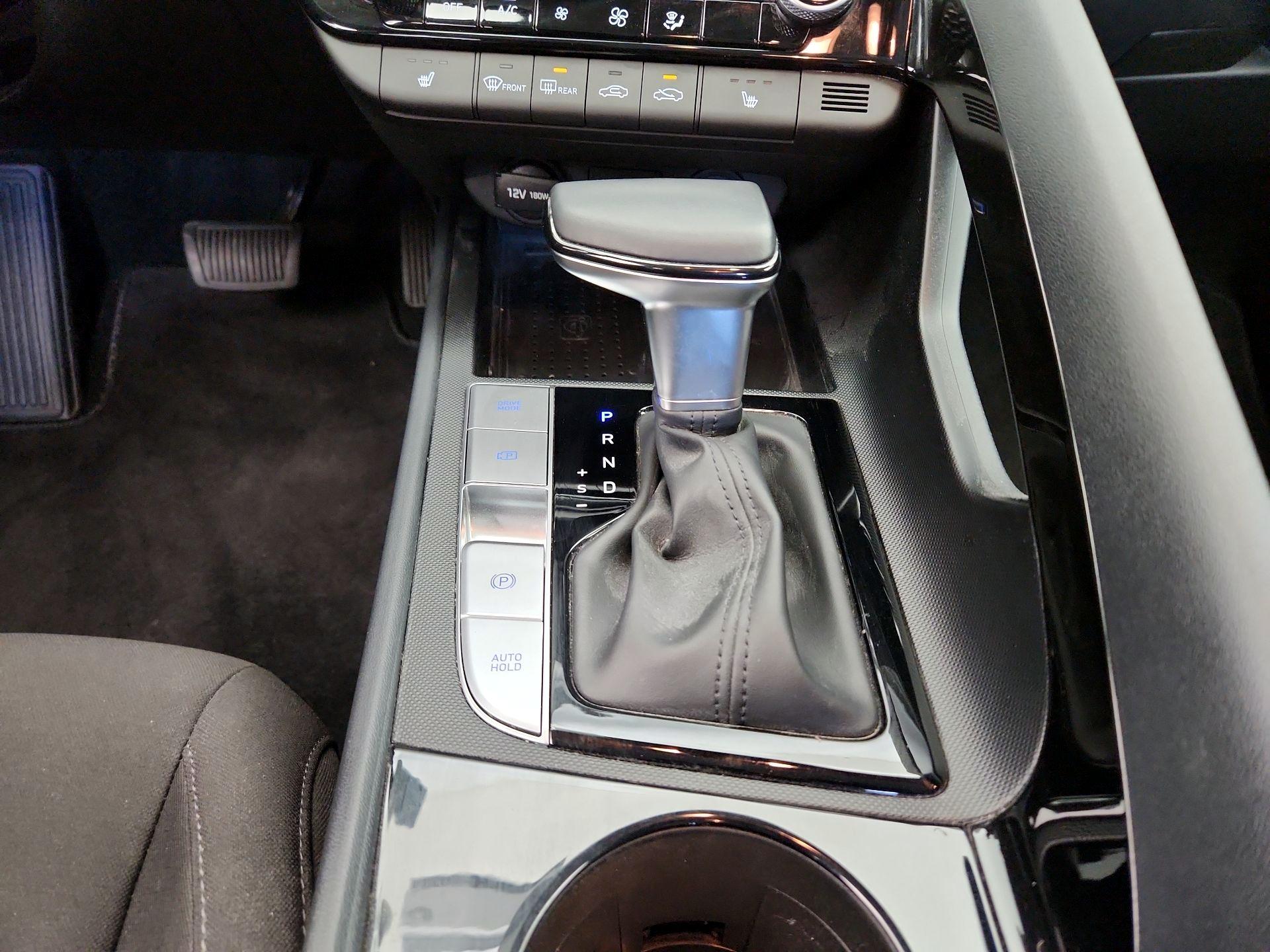 Thumbnail: 2023 Hyundai Elantra - 18