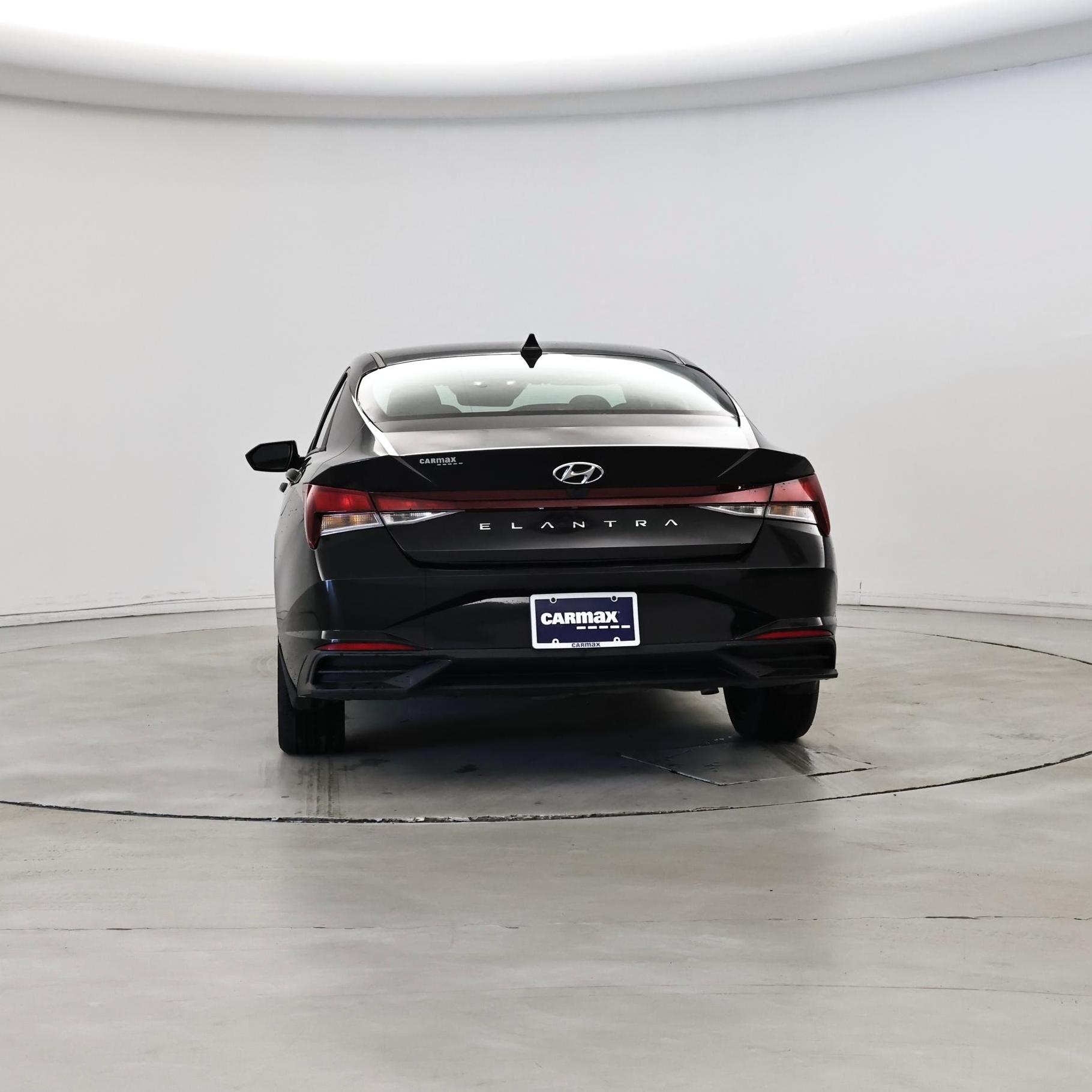 Thumbnail: 2023 Hyundai Elantra - 6