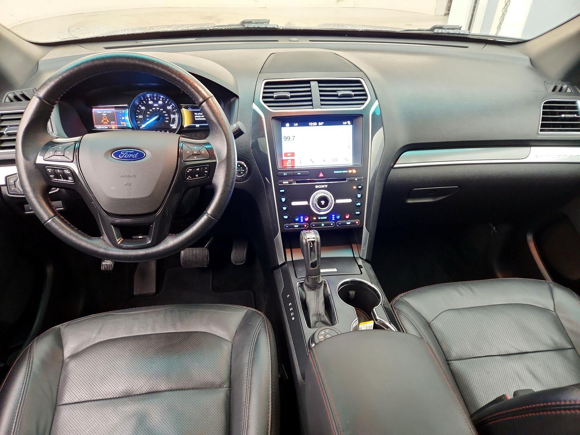 Thumbnail: 2017 Ford Explorer - 9