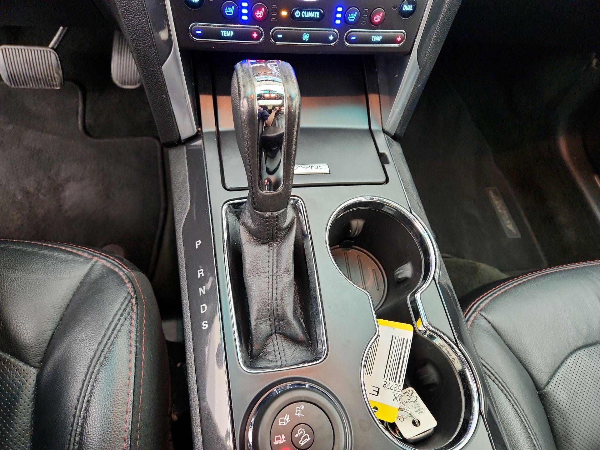 Thumbnail: 2017 Ford Explorer - 17