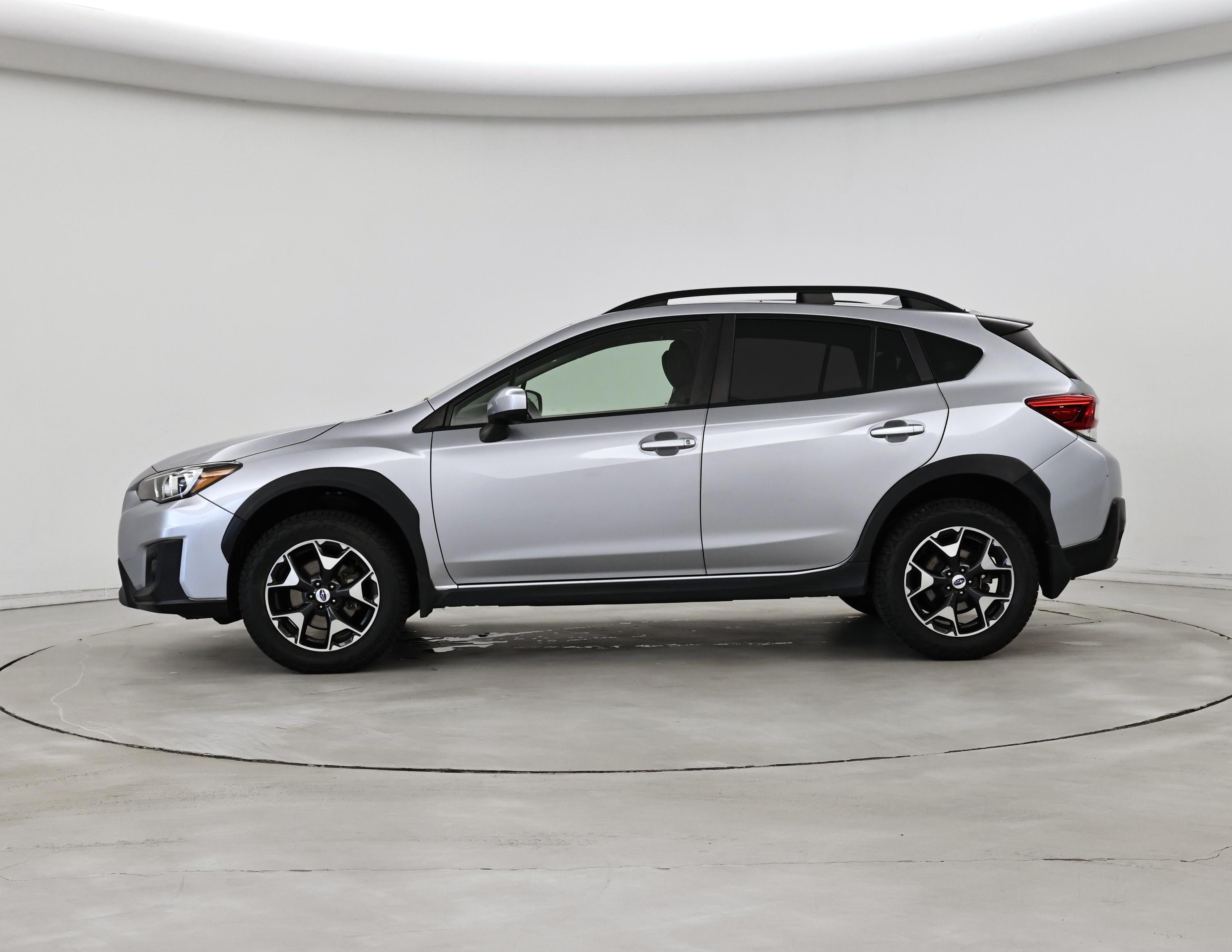 Thumbnail: 2018 Subaru Crosstrek - 3