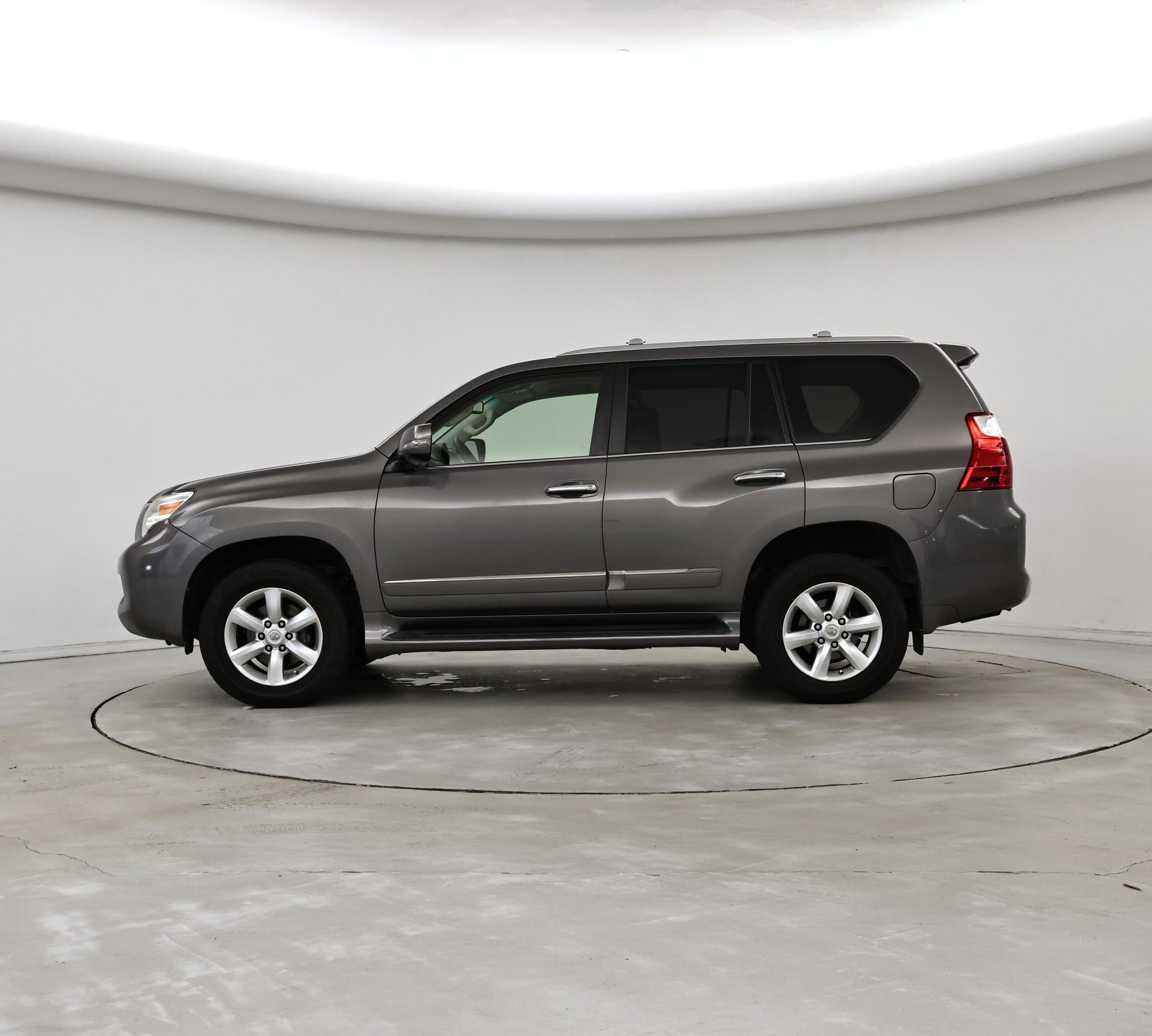 Thumbnail: 2013 Lexus GX - 3