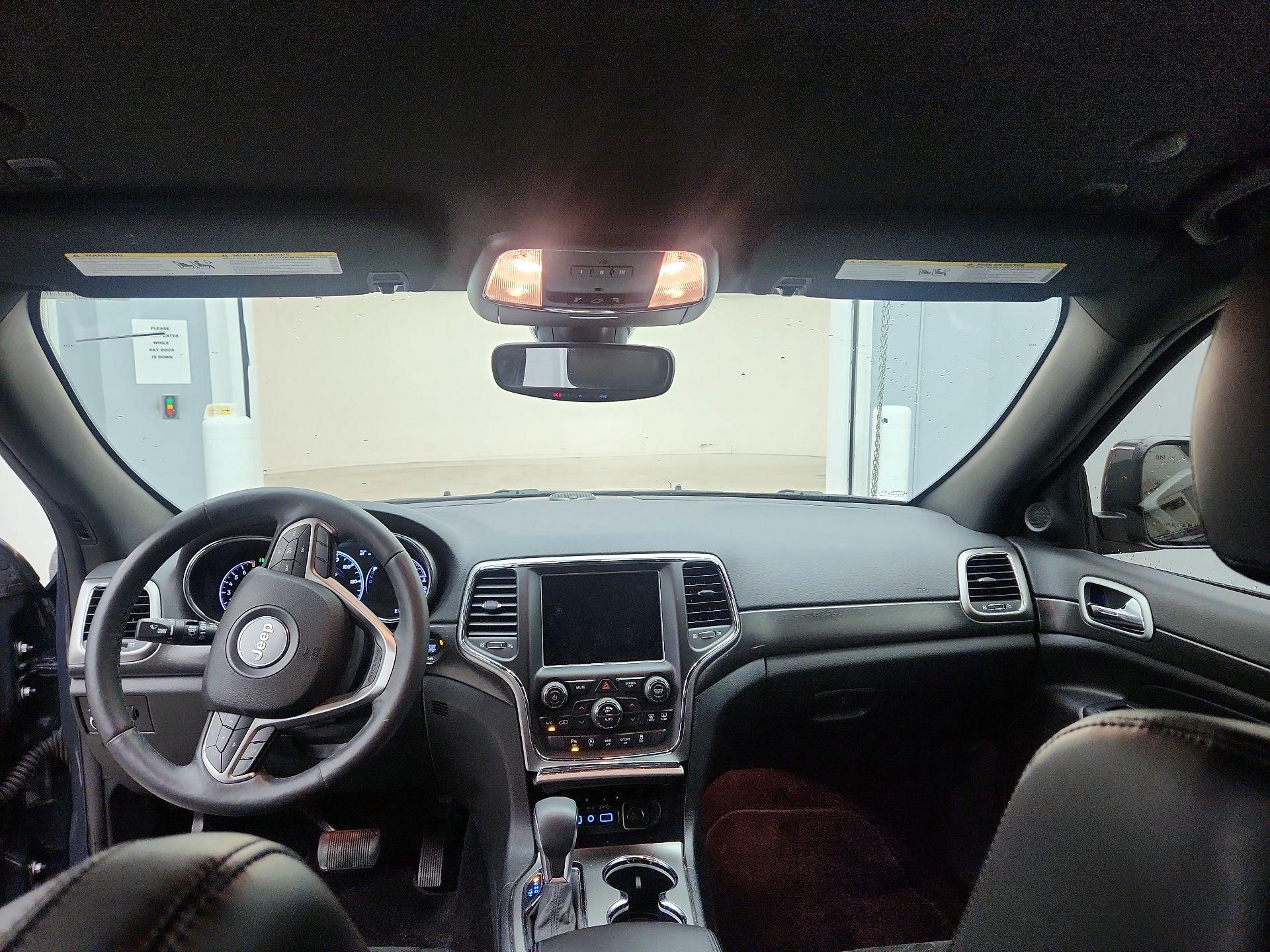 Thumbnail: 2018 Jeep Grand Cherokee - 9
