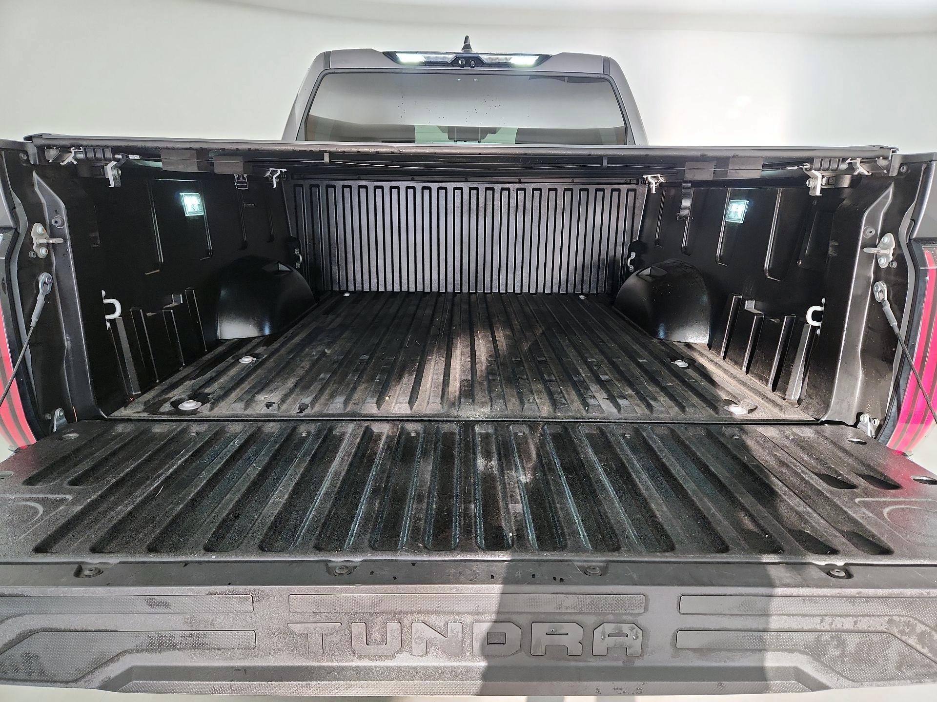 Thumbnail: 2022 Toyota Tundra - 19