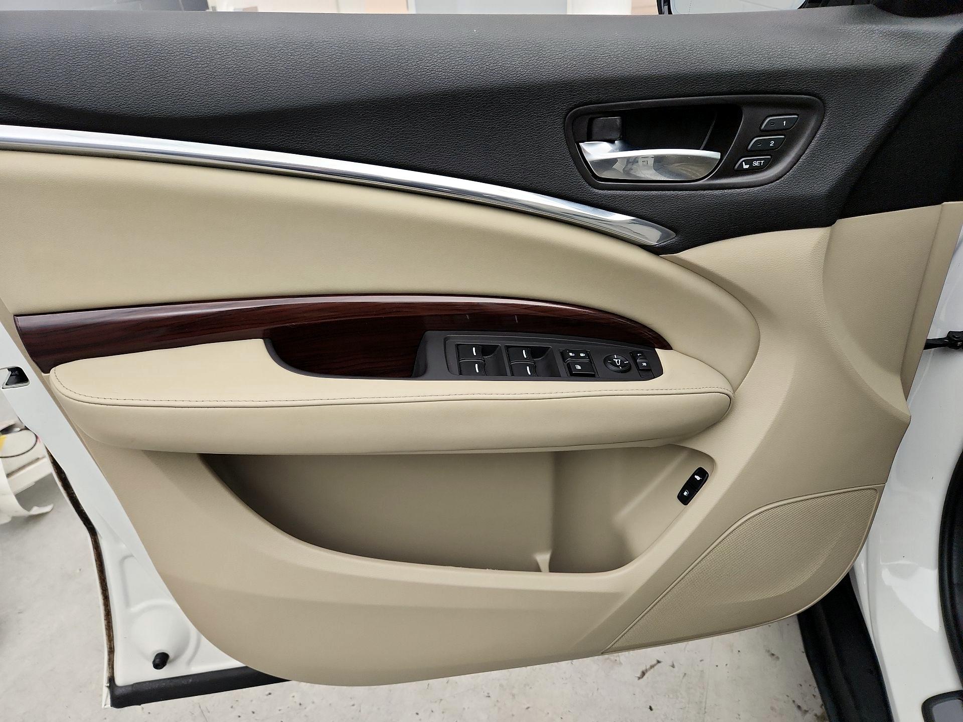 Thumbnail: 2015 Acura MDX - 12