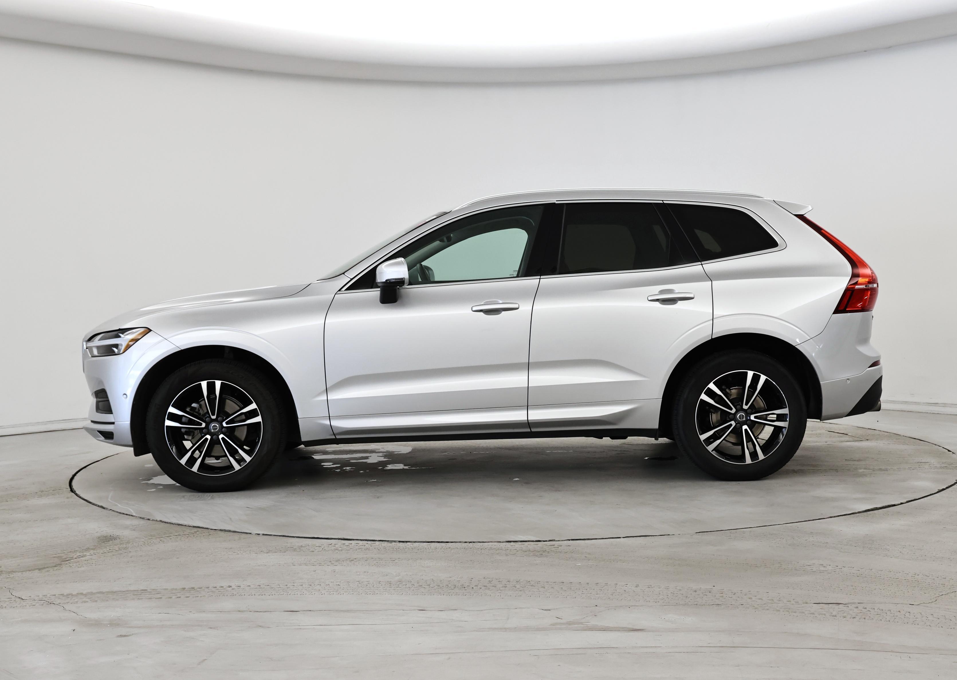 Thumbnail: 2019 Volvo XC60 - 3