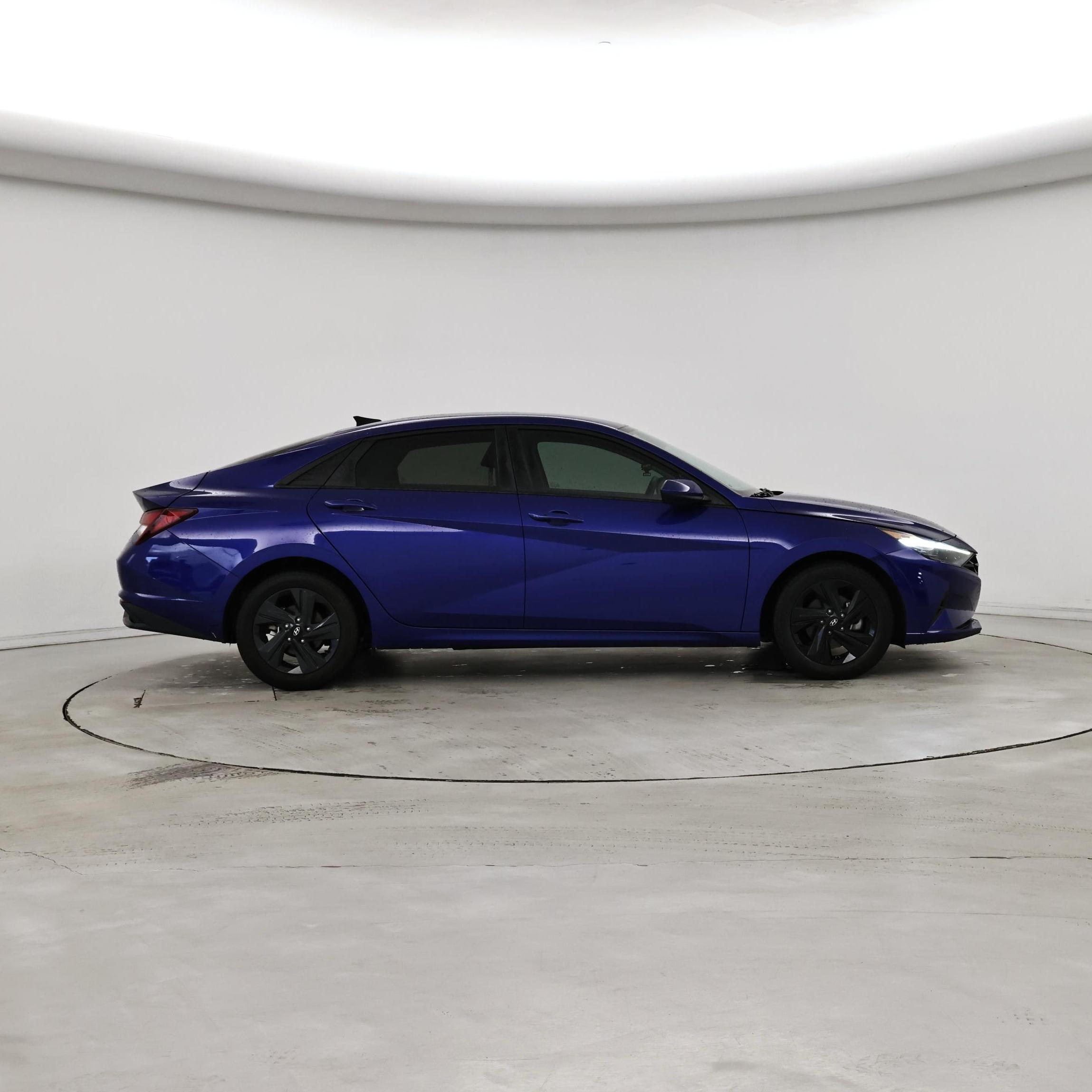 Thumbnail: 2022 Hyundai Elantra - 7