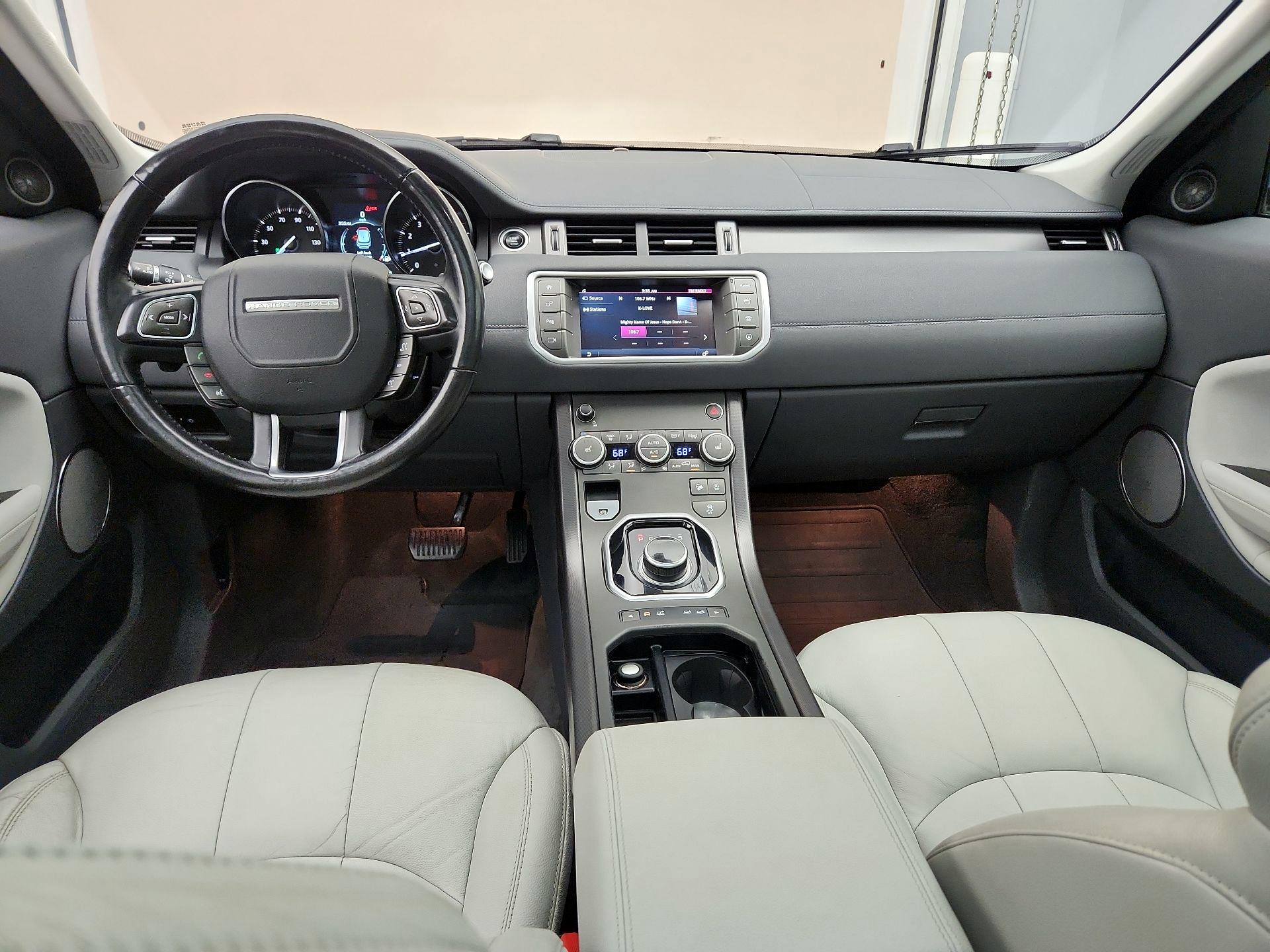 Thumbnail: 2018 Land Rover Range Rover Evoque - 9