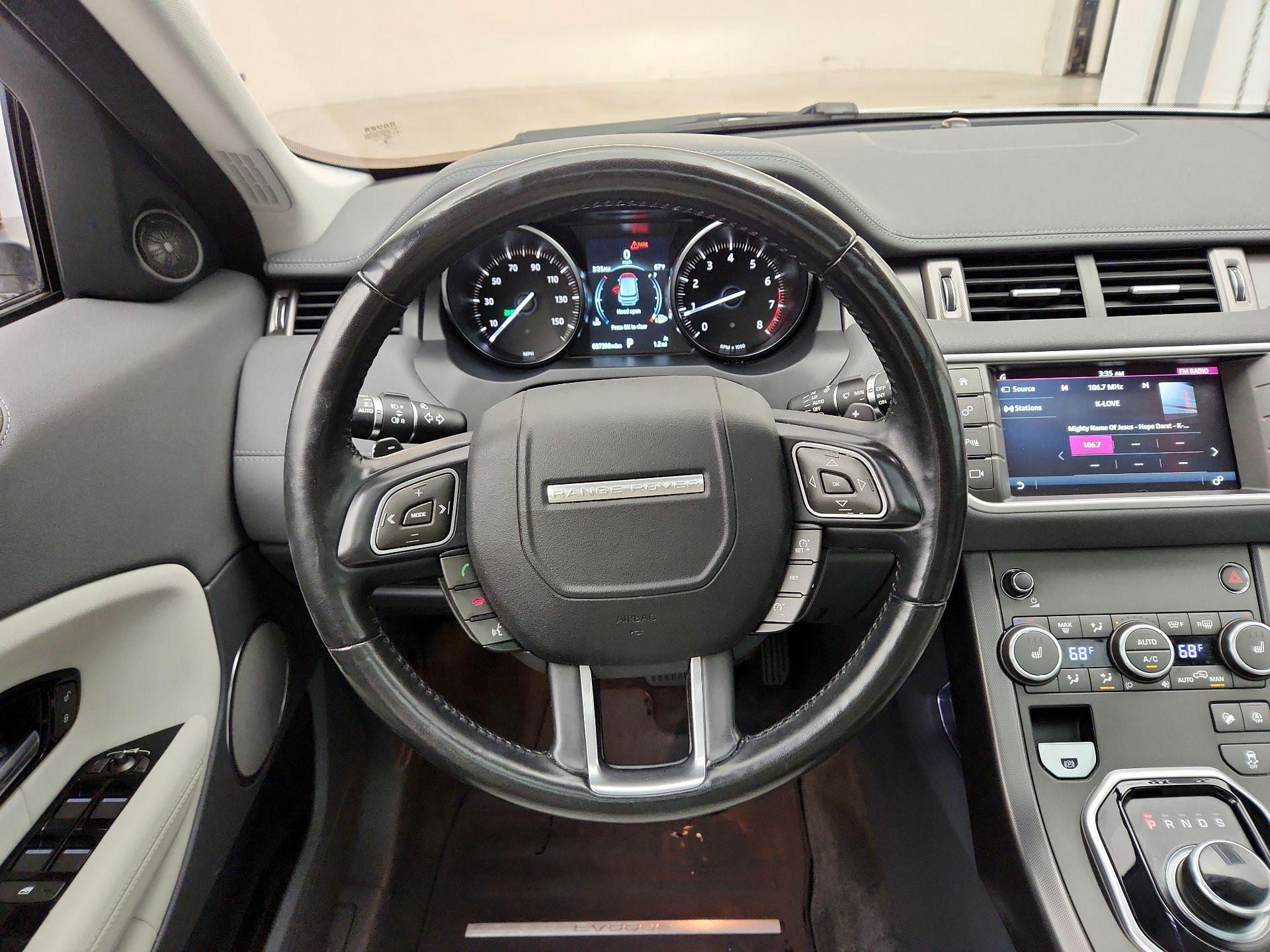 Thumbnail: 2018 Land Rover Range Rover Evoque - 10