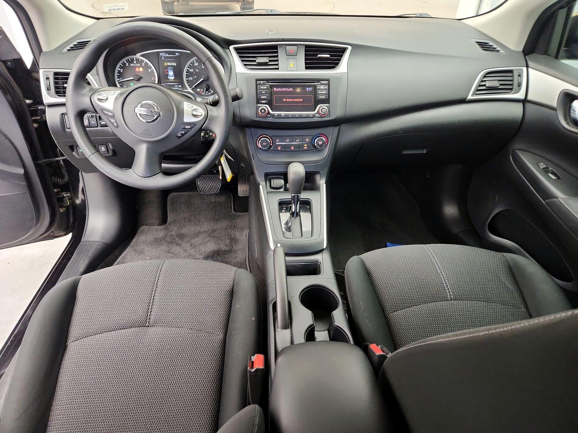 Thumbnail: 2018 Nissan Sentra - 9