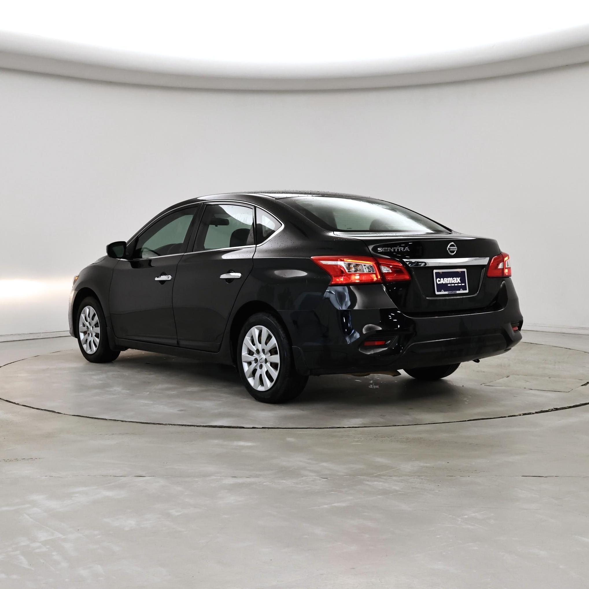 Thumbnail: 2018 Nissan Sentra - 2