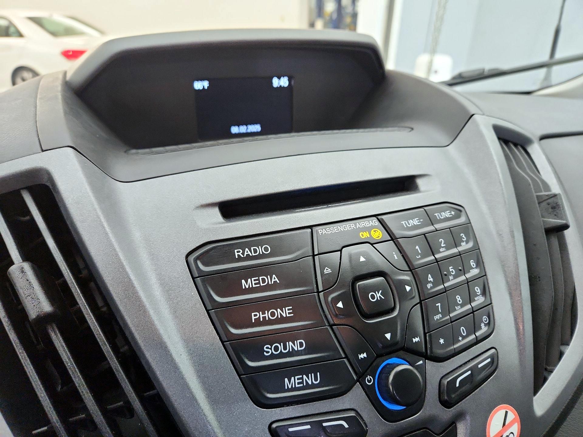 Thumbnail: 2019 Ford Transit Series - 15