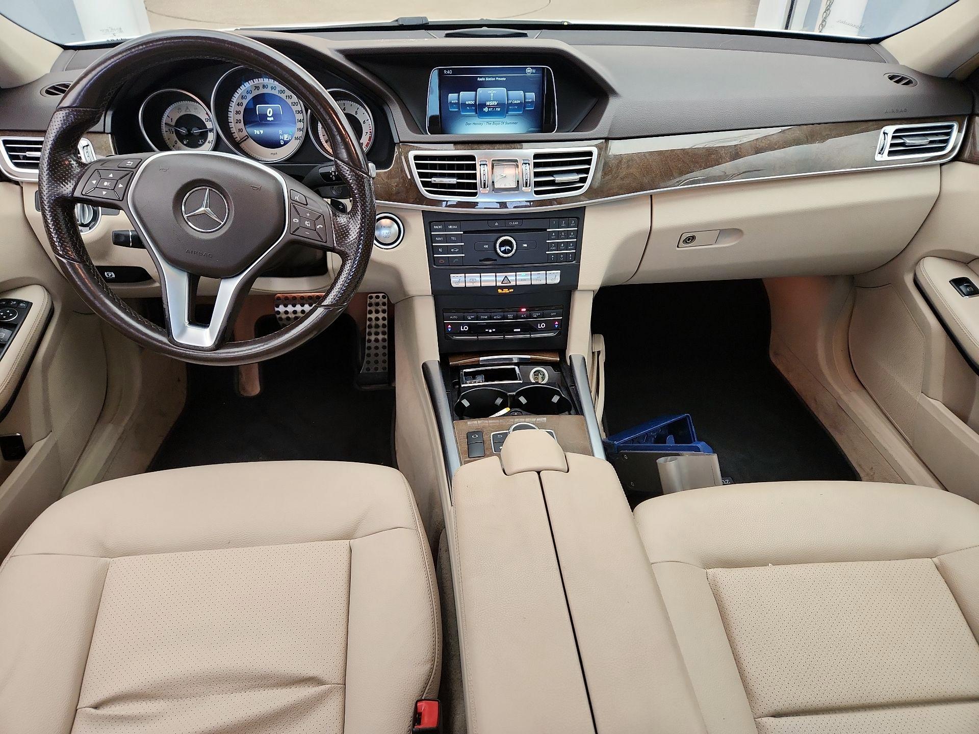 Thumbnail: 2016 Mercedes-Benz E-Class - 9