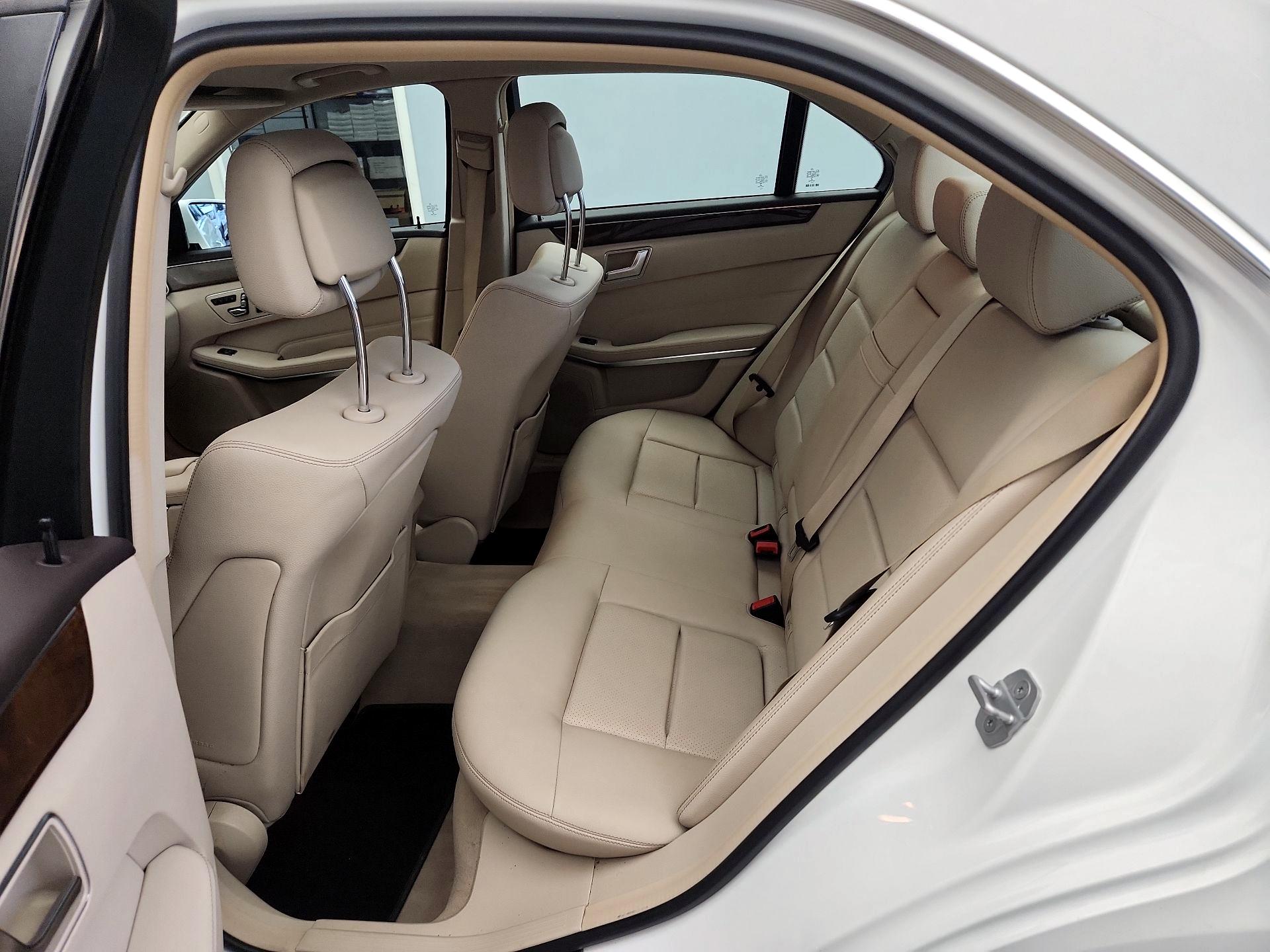 Thumbnail: 2016 Mercedes-Benz E-Class - 19