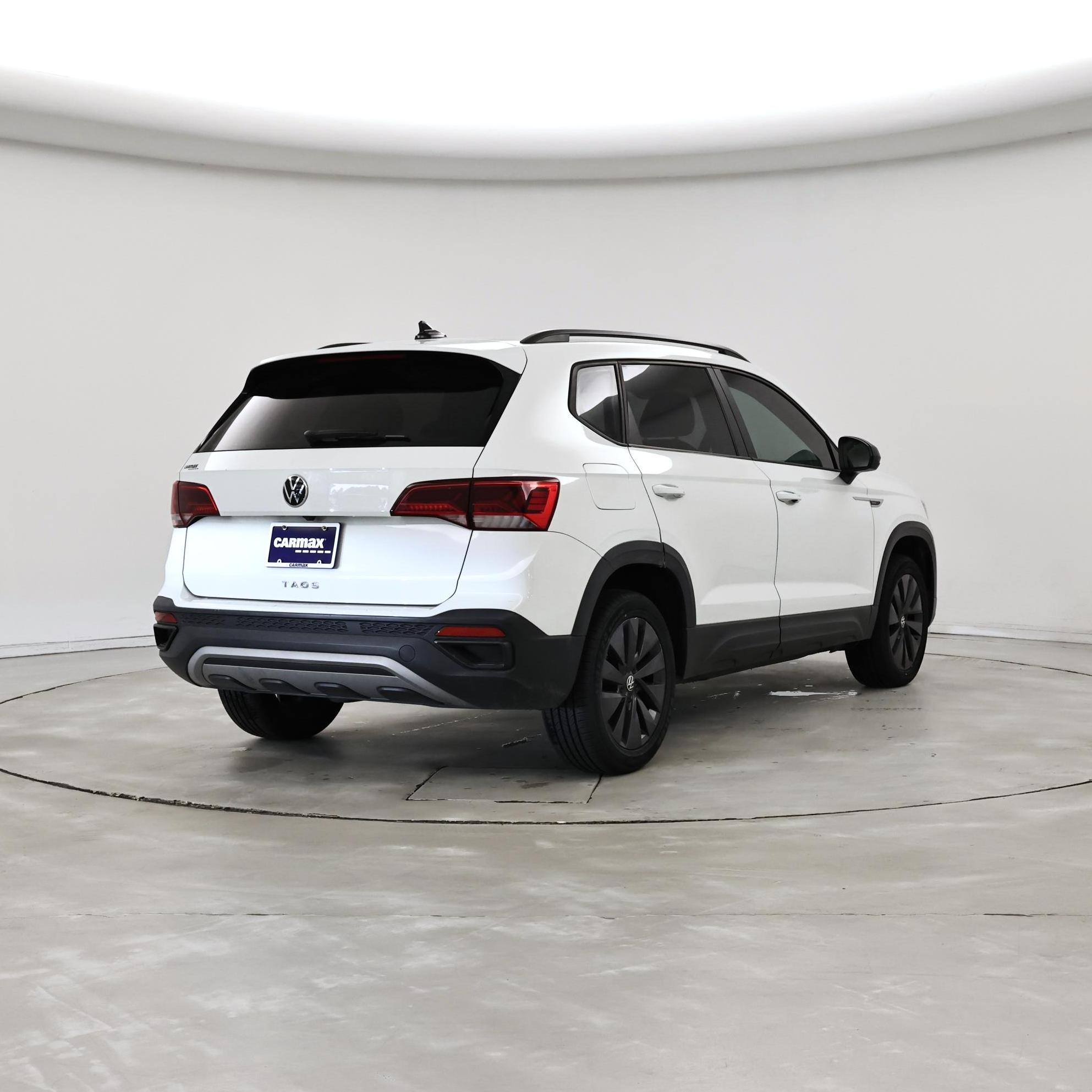 Thumbnail: 2022 Volkswagen Taos - 8