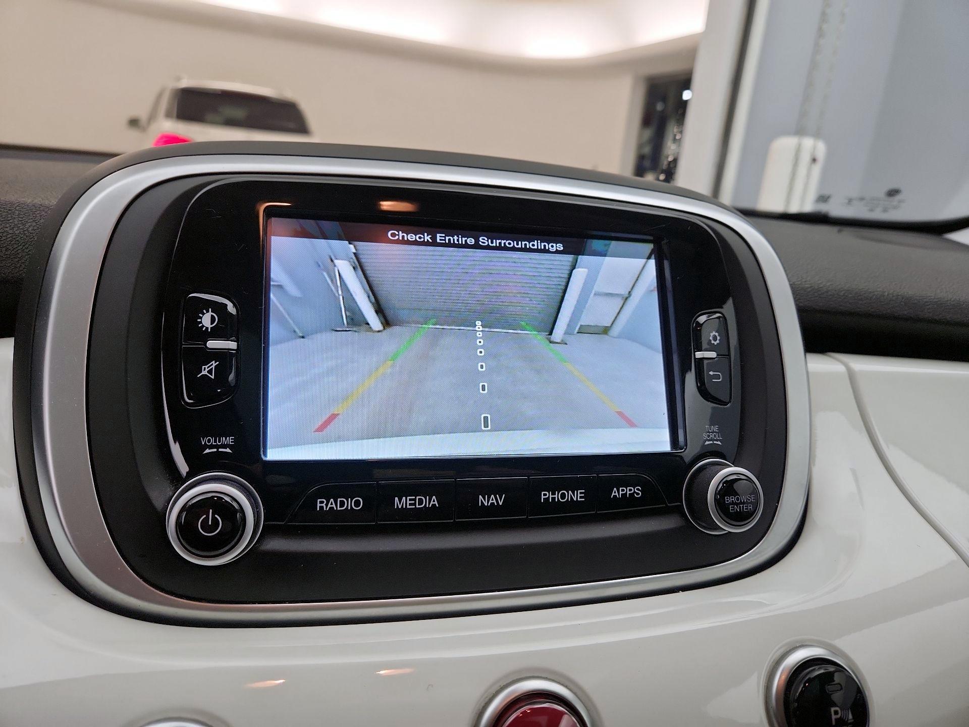 Thumbnail: 2016 Fiat 500X - 15