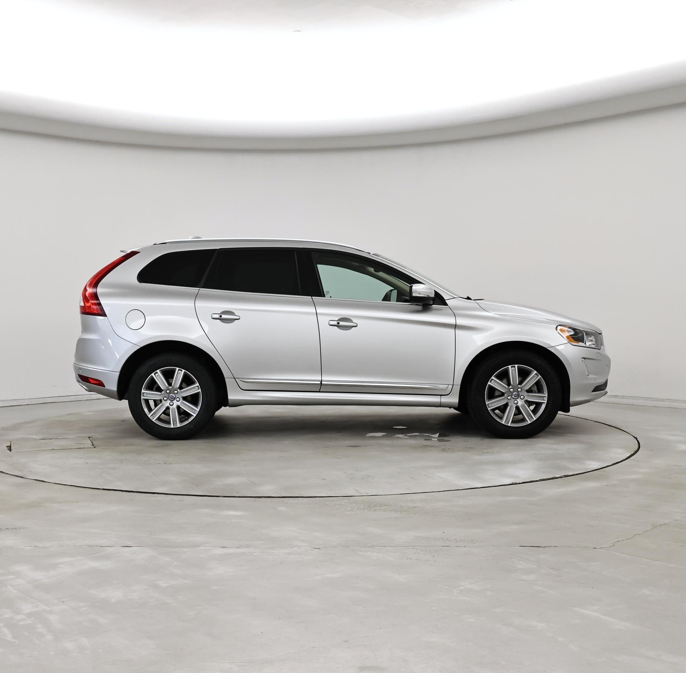Thumbnail: 2017 Volvo XC60 - 7
