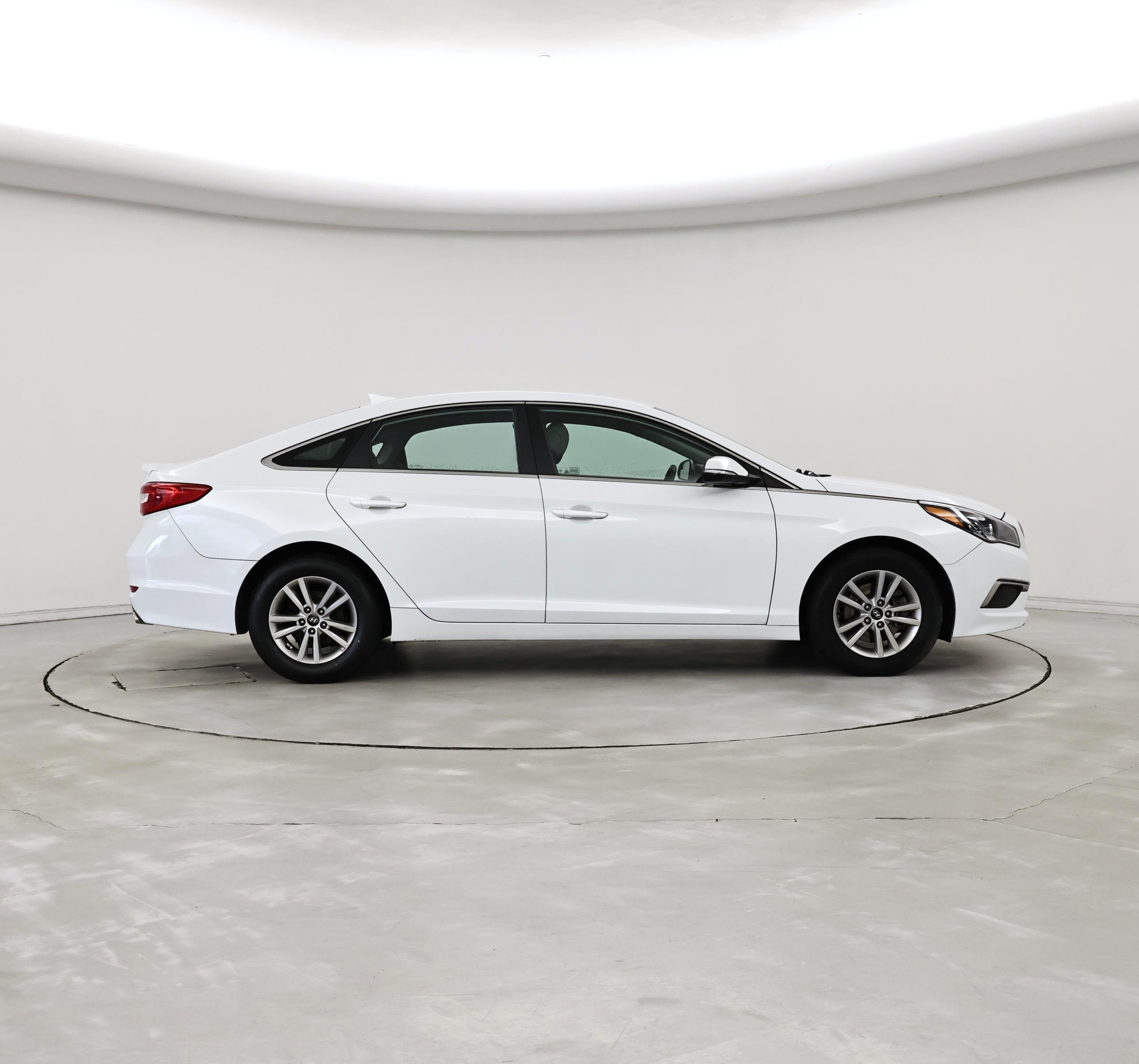 Thumbnail: 2016 Hyundai Sonata - 7