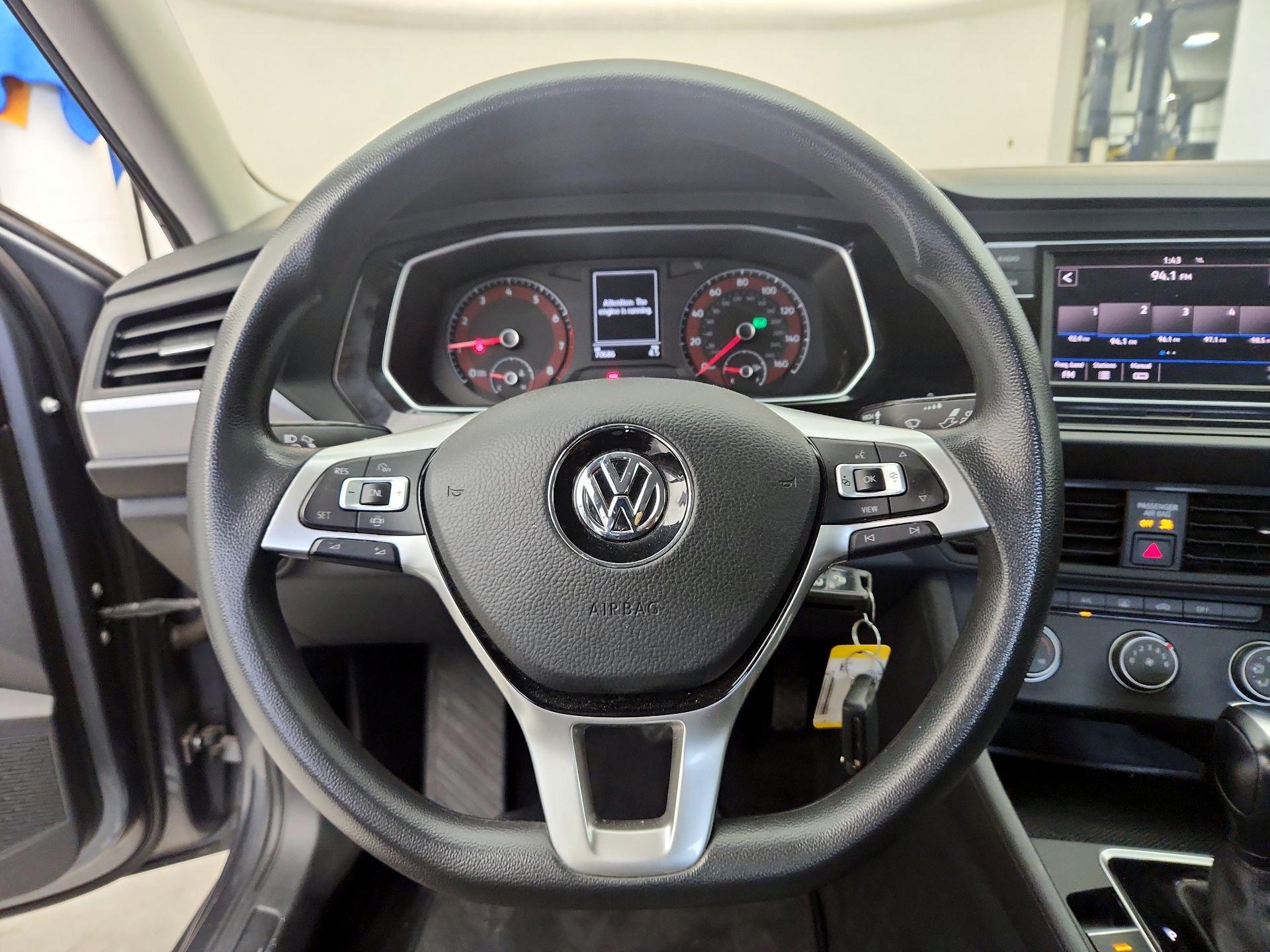 Thumbnail: 2019 Volkswagen Jetta - 10