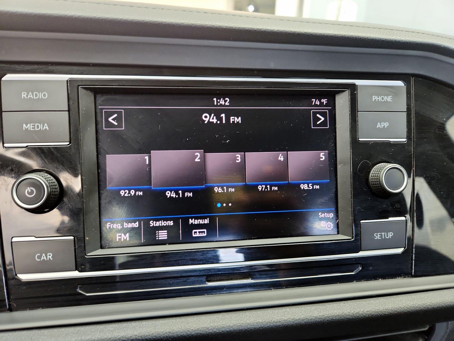 Thumbnail: 2019 Volkswagen Jetta - 15