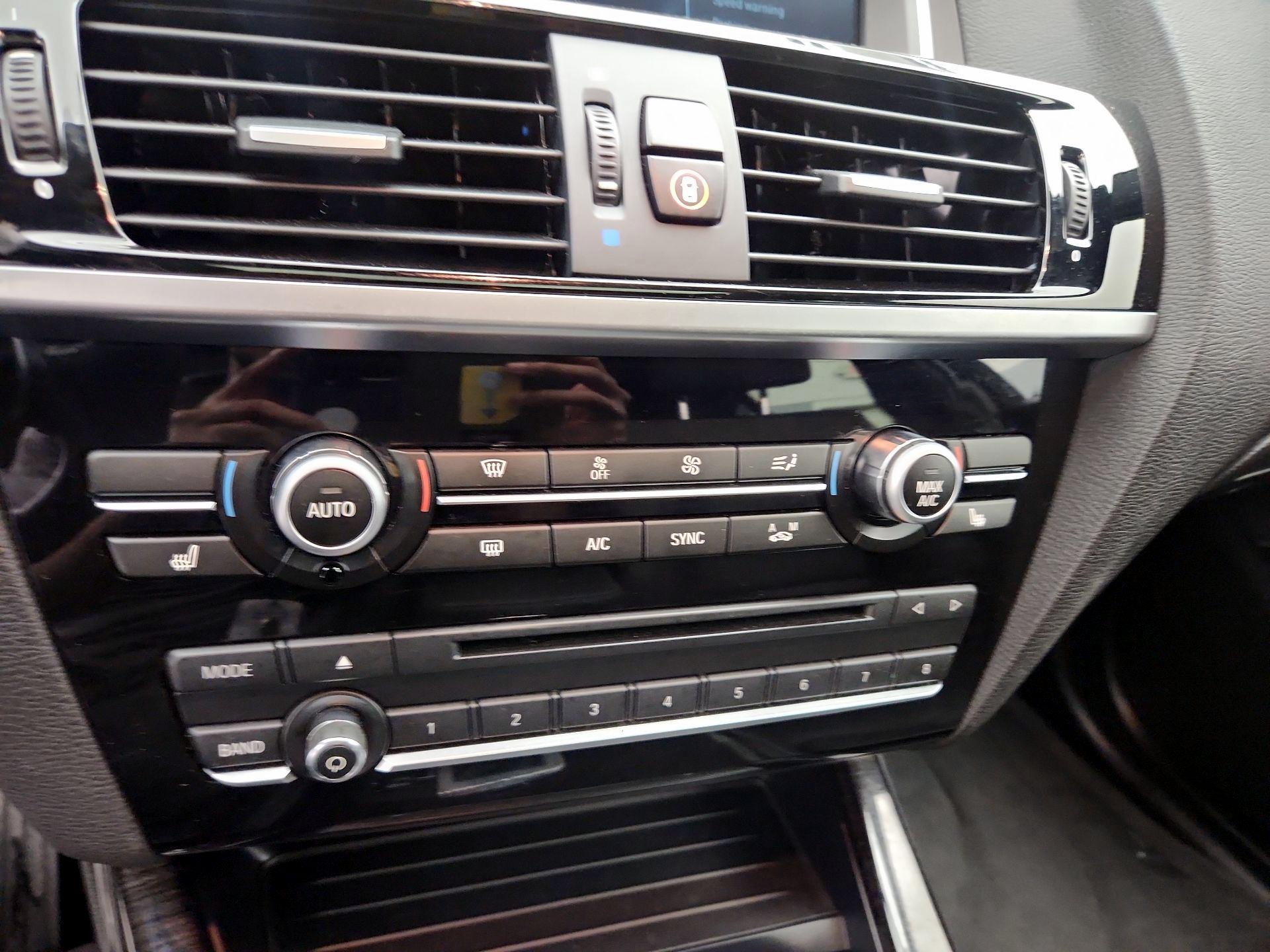 Thumbnail: 2018 BMW X4 - 17