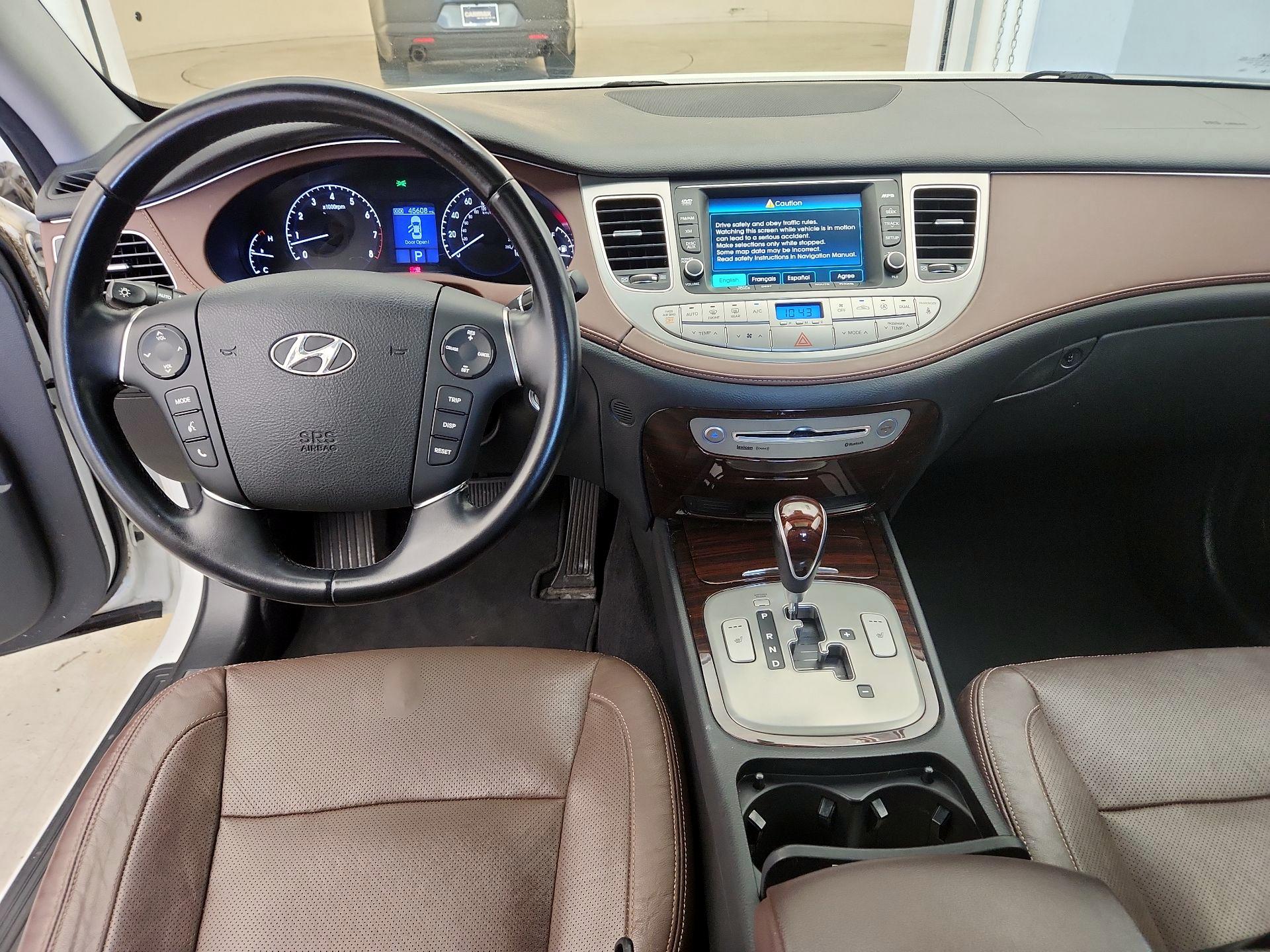 Thumbnail: 2013 Hyundai Genesis - 9