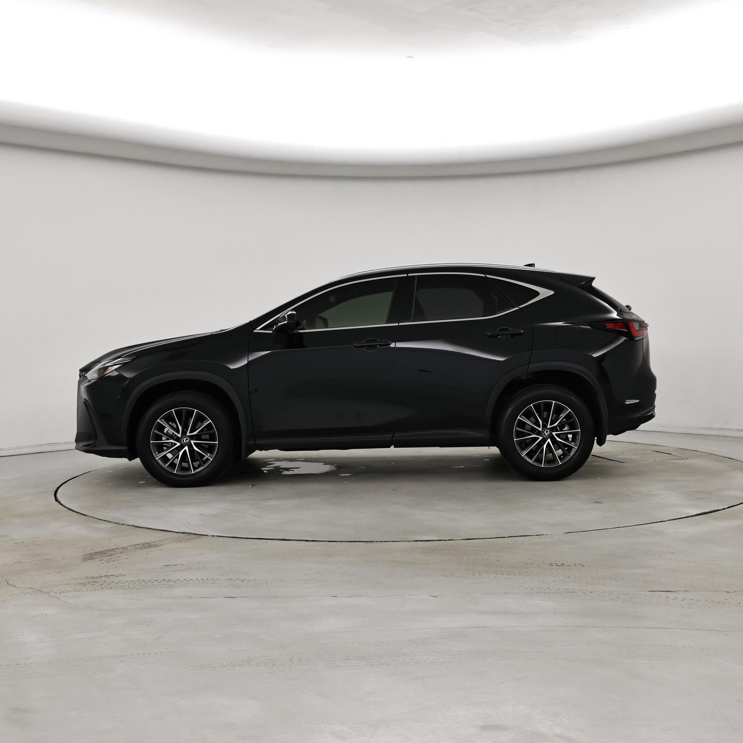 Thumbnail: 2022 Lexus NX - 3
