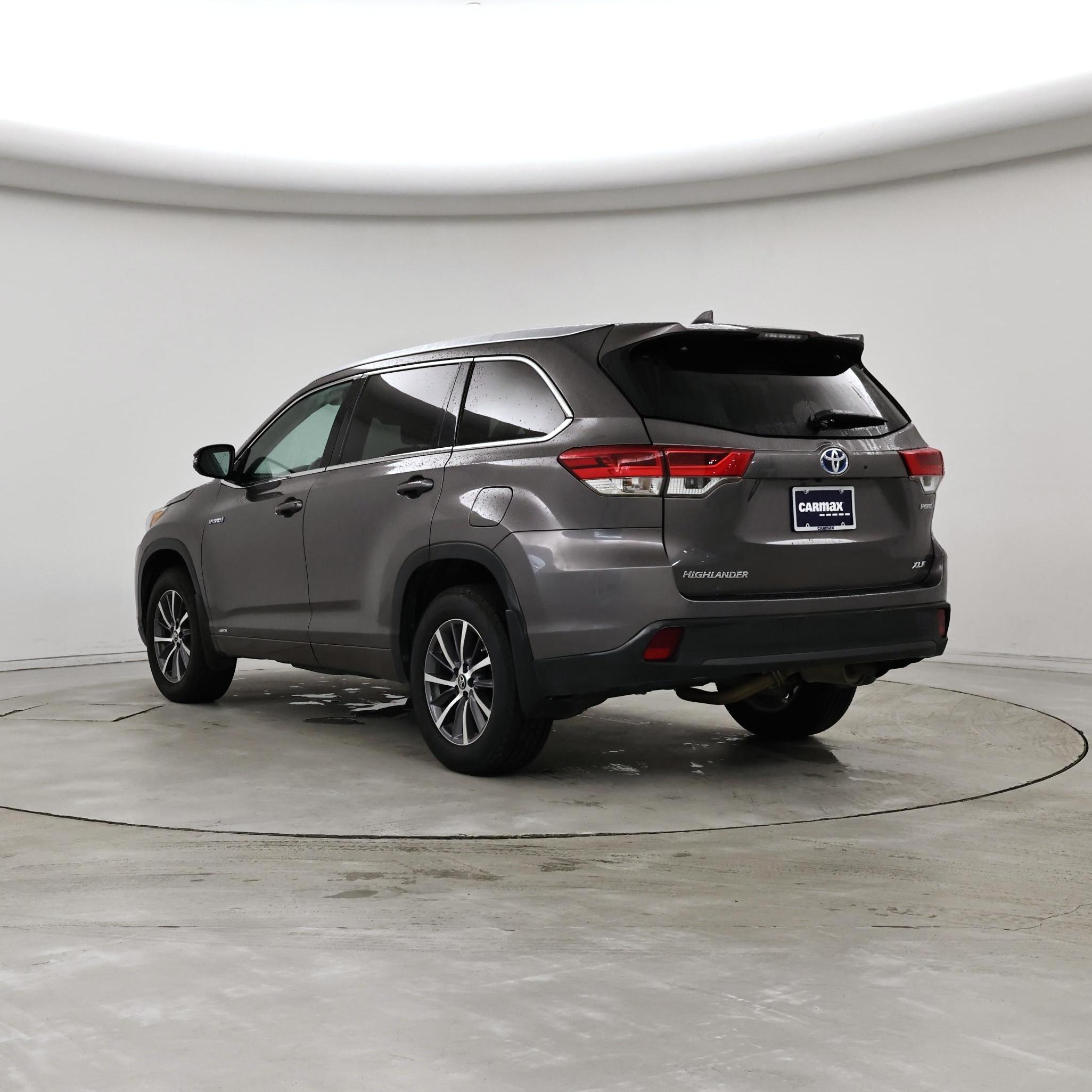 Thumbnail: 2018 Toyota Highlander - 2