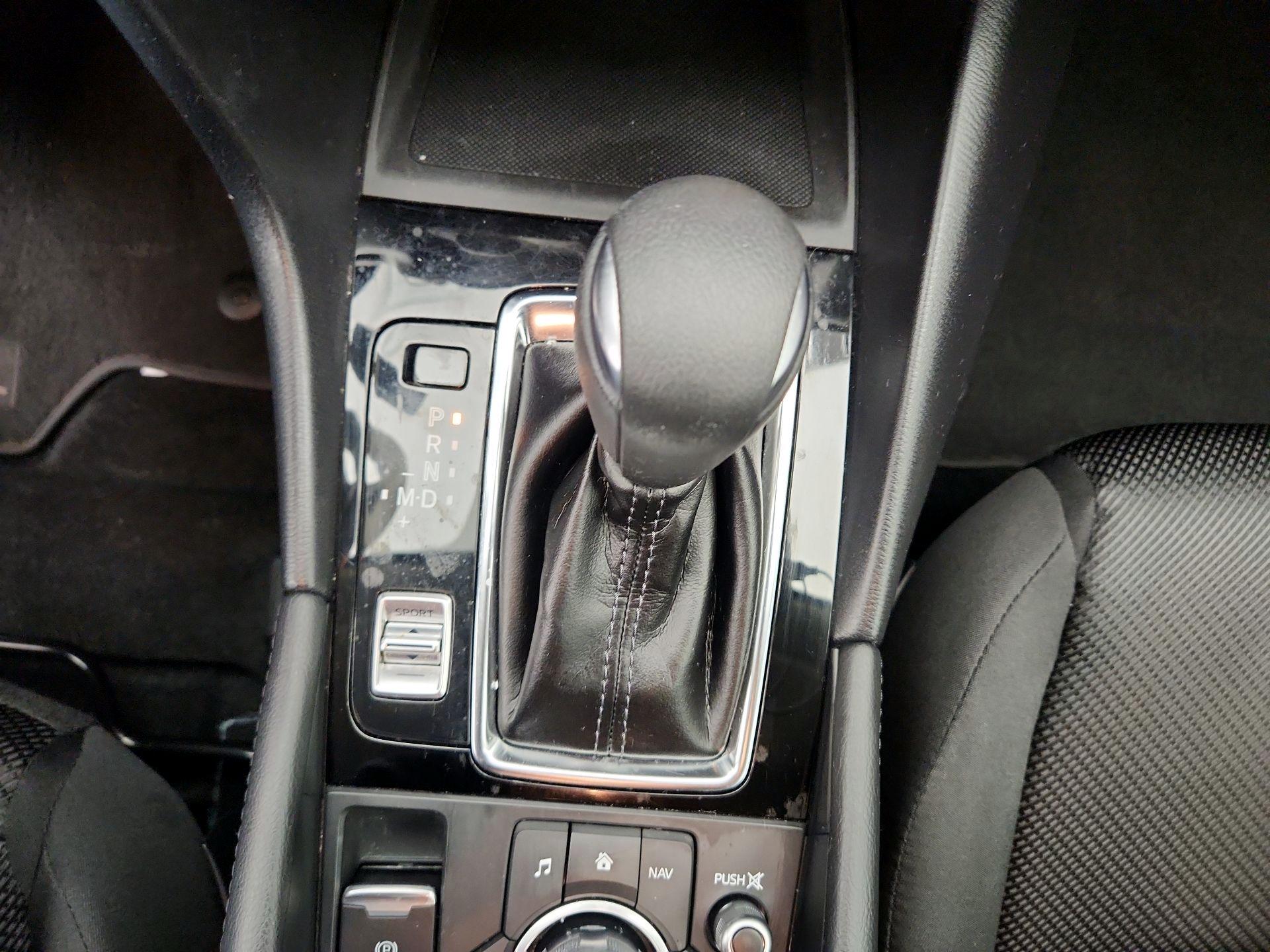 Thumbnail: 2018 Mazda Mazda3 - 17