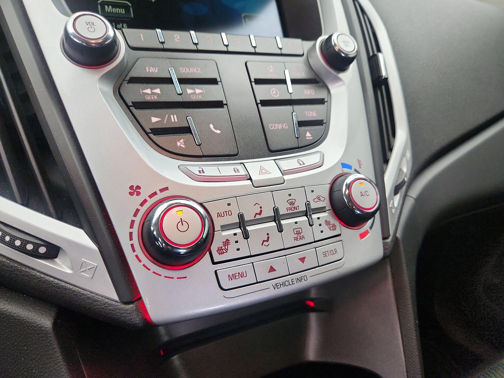 Thumbnail: 2015 GMC Terrain - 15