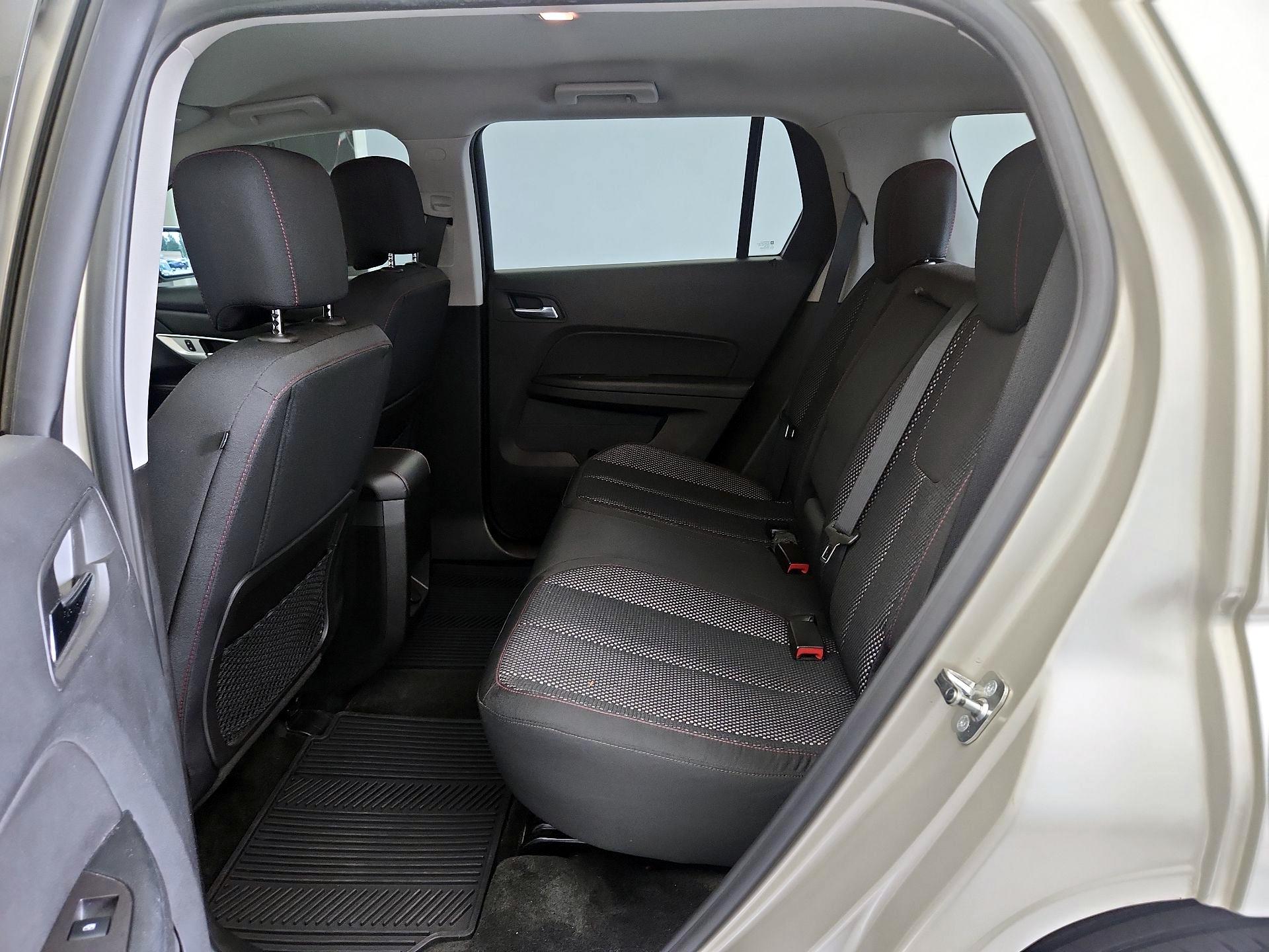 Thumbnail: 2015 GMC Terrain - 18