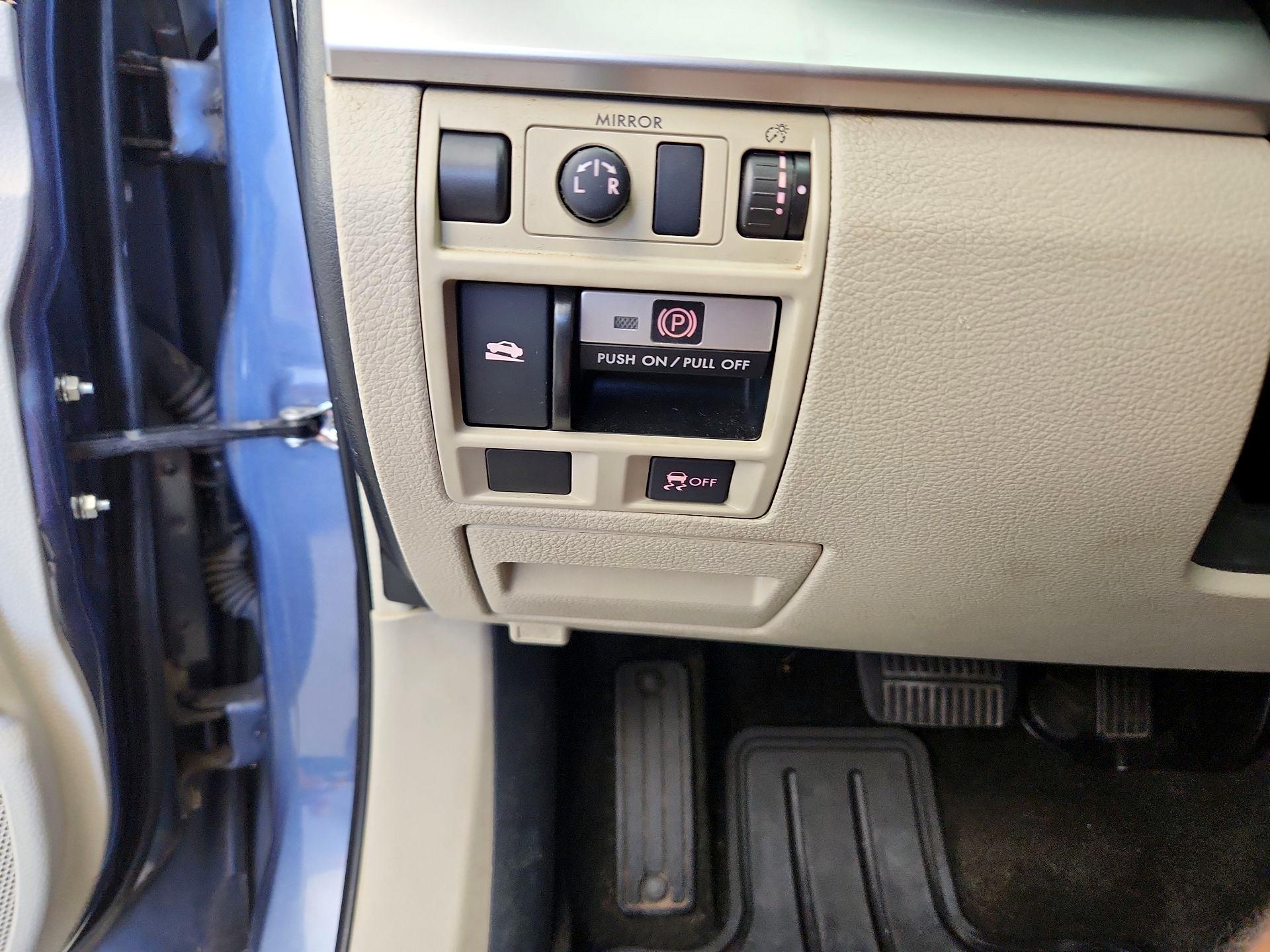 Thumbnail: 2014 Subaru Outback - 13