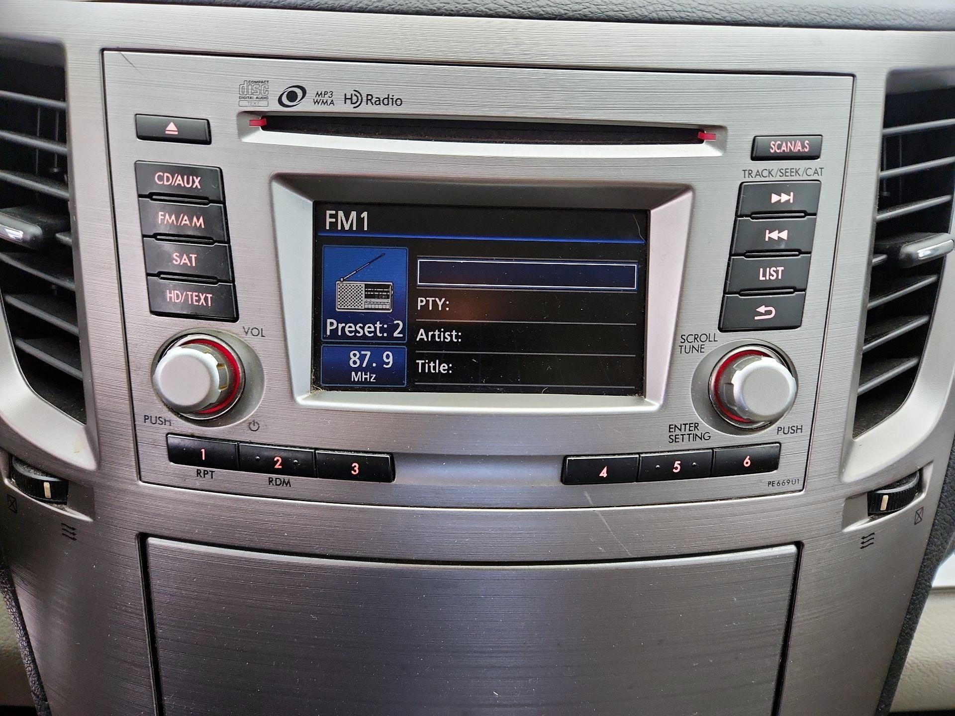Thumbnail: 2014 Subaru Outback - 14
