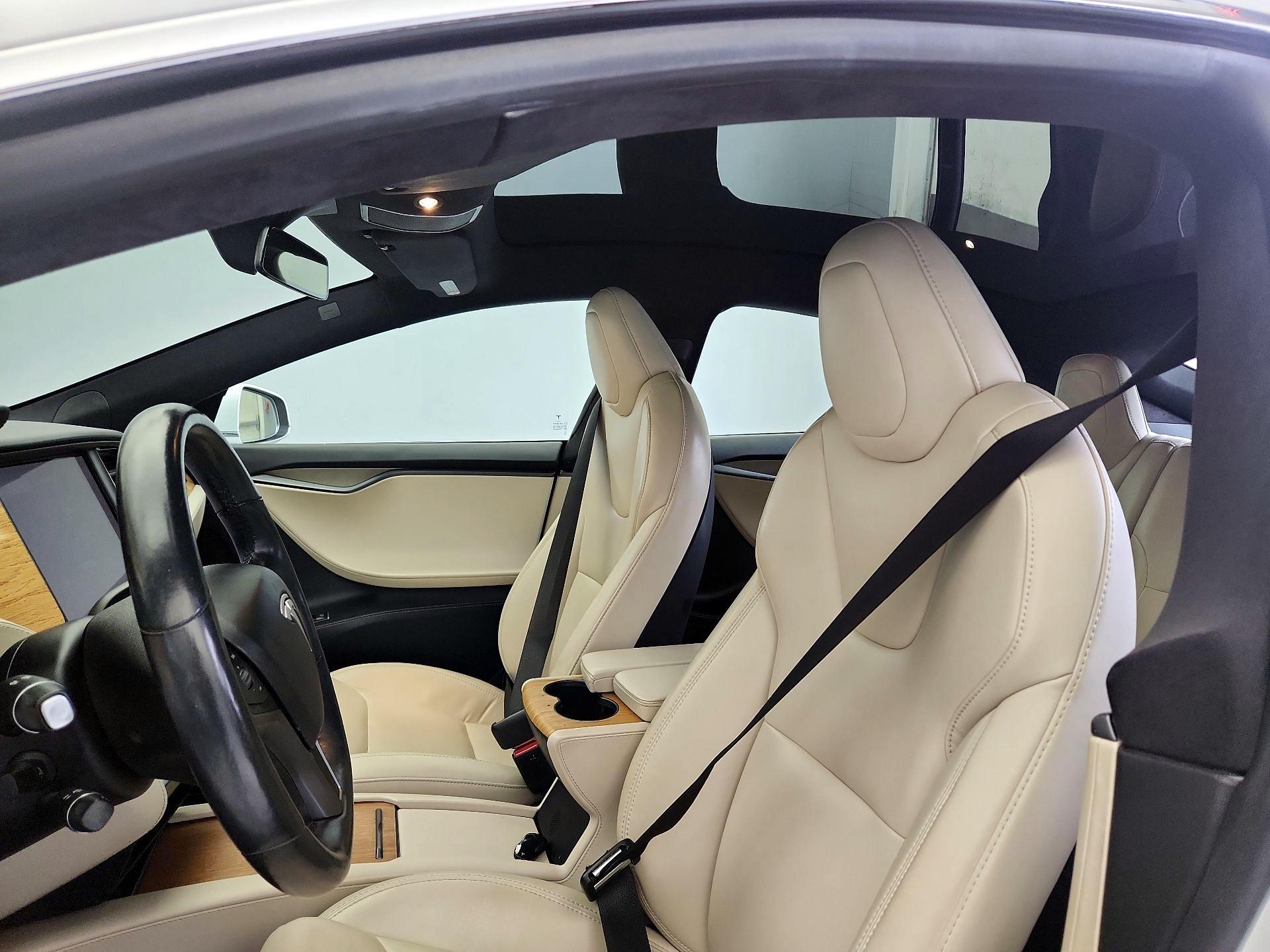 Thumbnail: 2021 Tesla Model S - 18