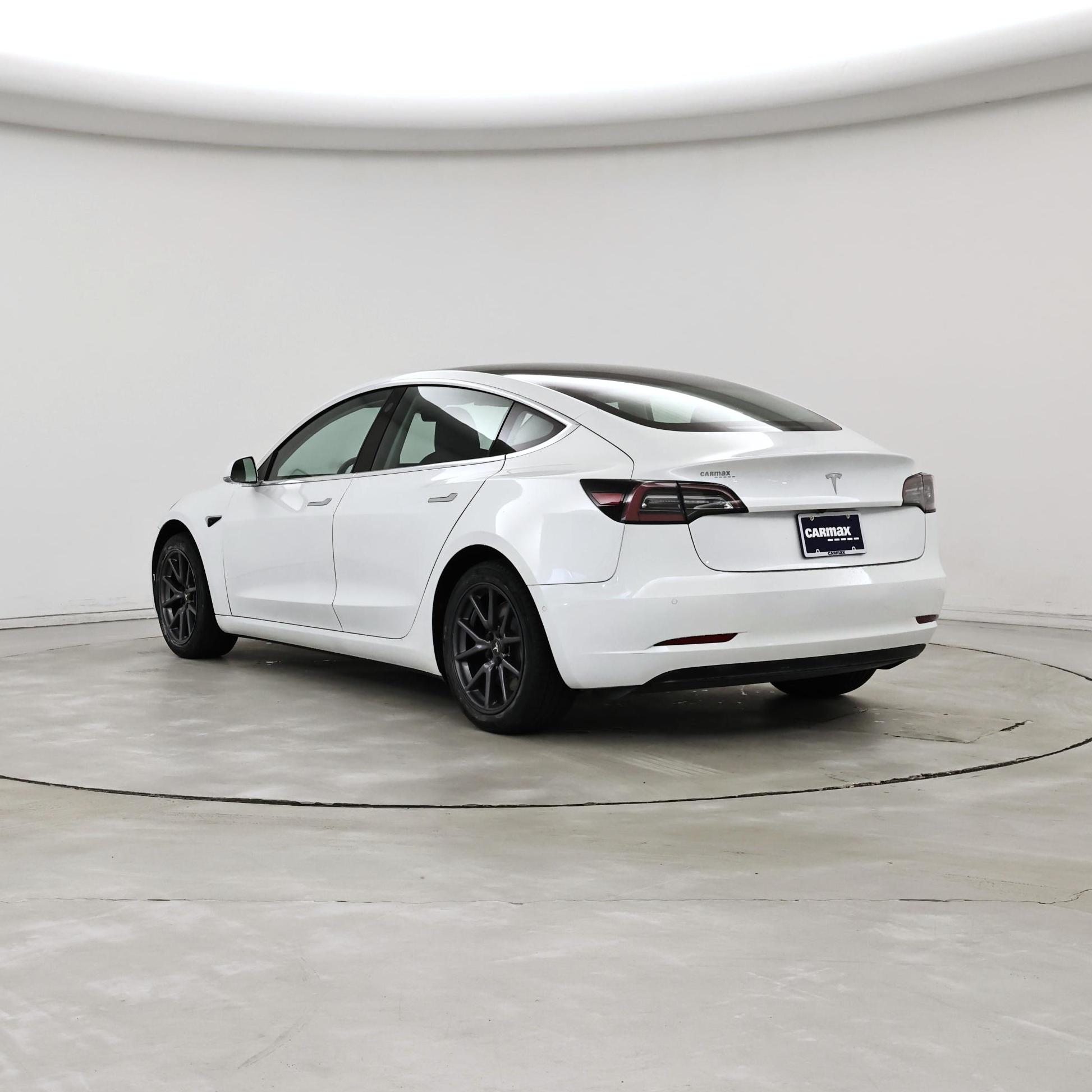 Thumbnail: 2020 Tesla Model 3 - 2