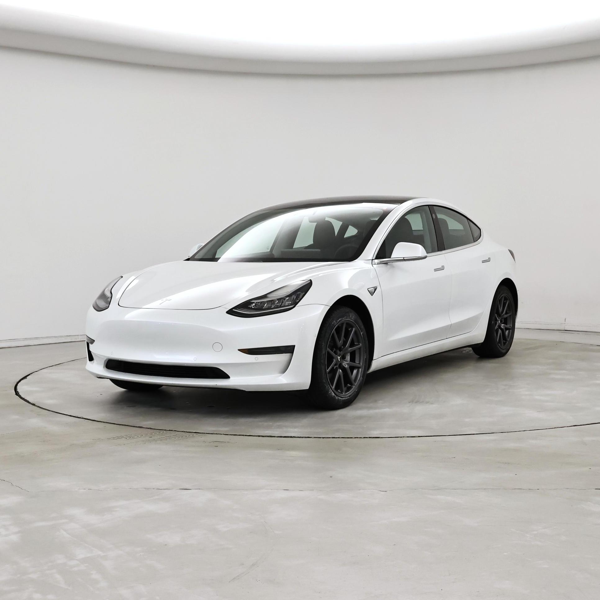 Thumbnail: 2020 Tesla Model 3 - 4