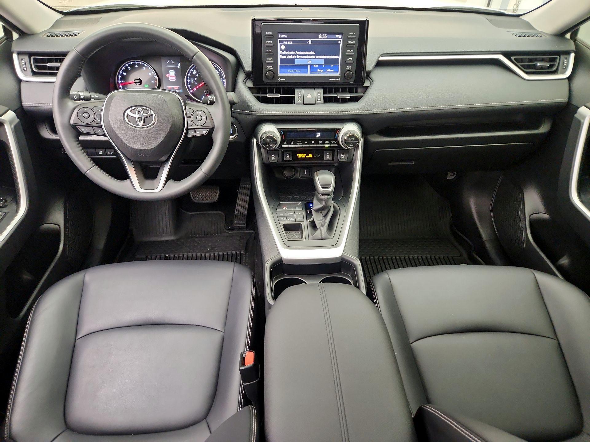 Thumbnail: 2020 Toyota RAV4 - 9