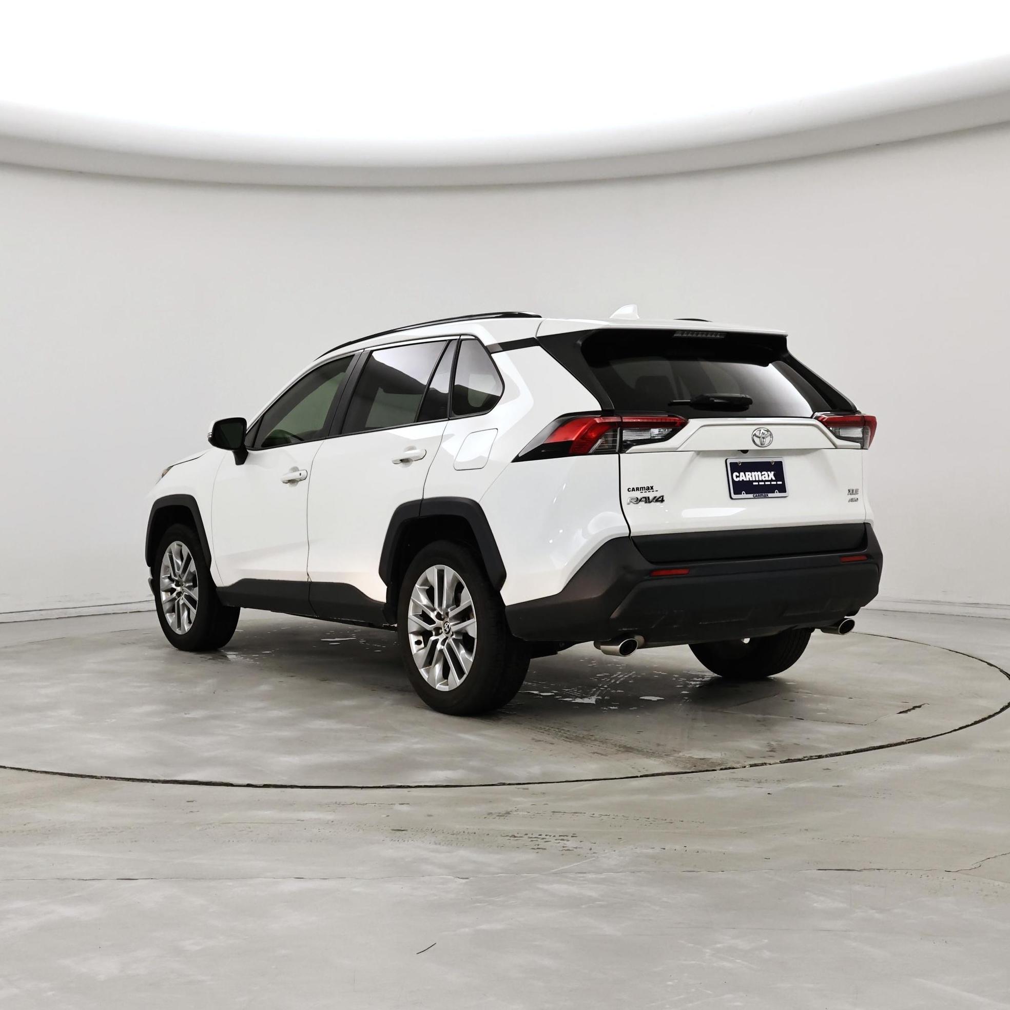 Thumbnail: 2020 Toyota RAV4 - 2